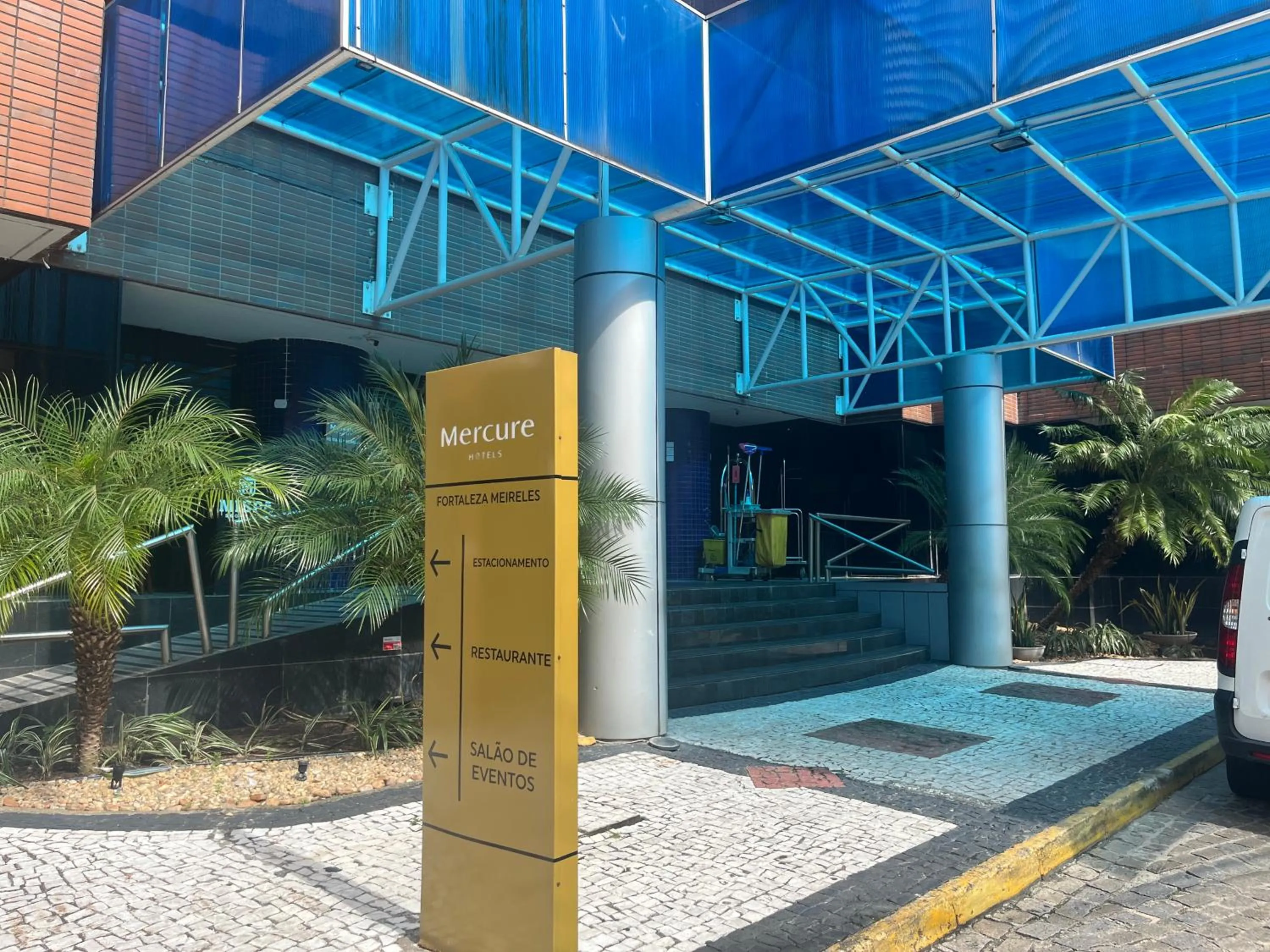 Property building in Flat Fortaleza Meireles