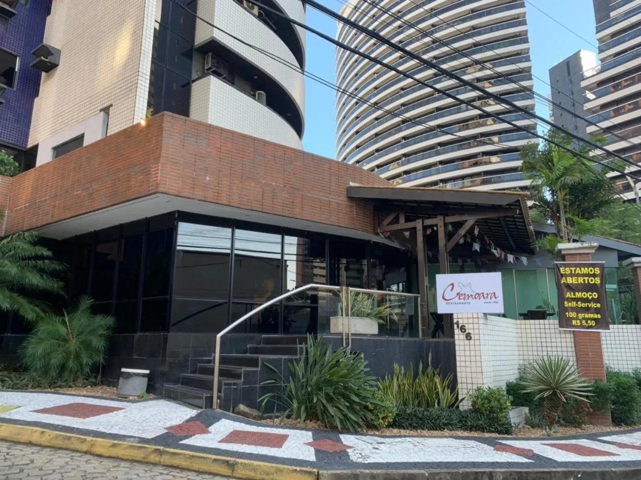 Restaurant/places to eat in Flat Fortaleza Meireles