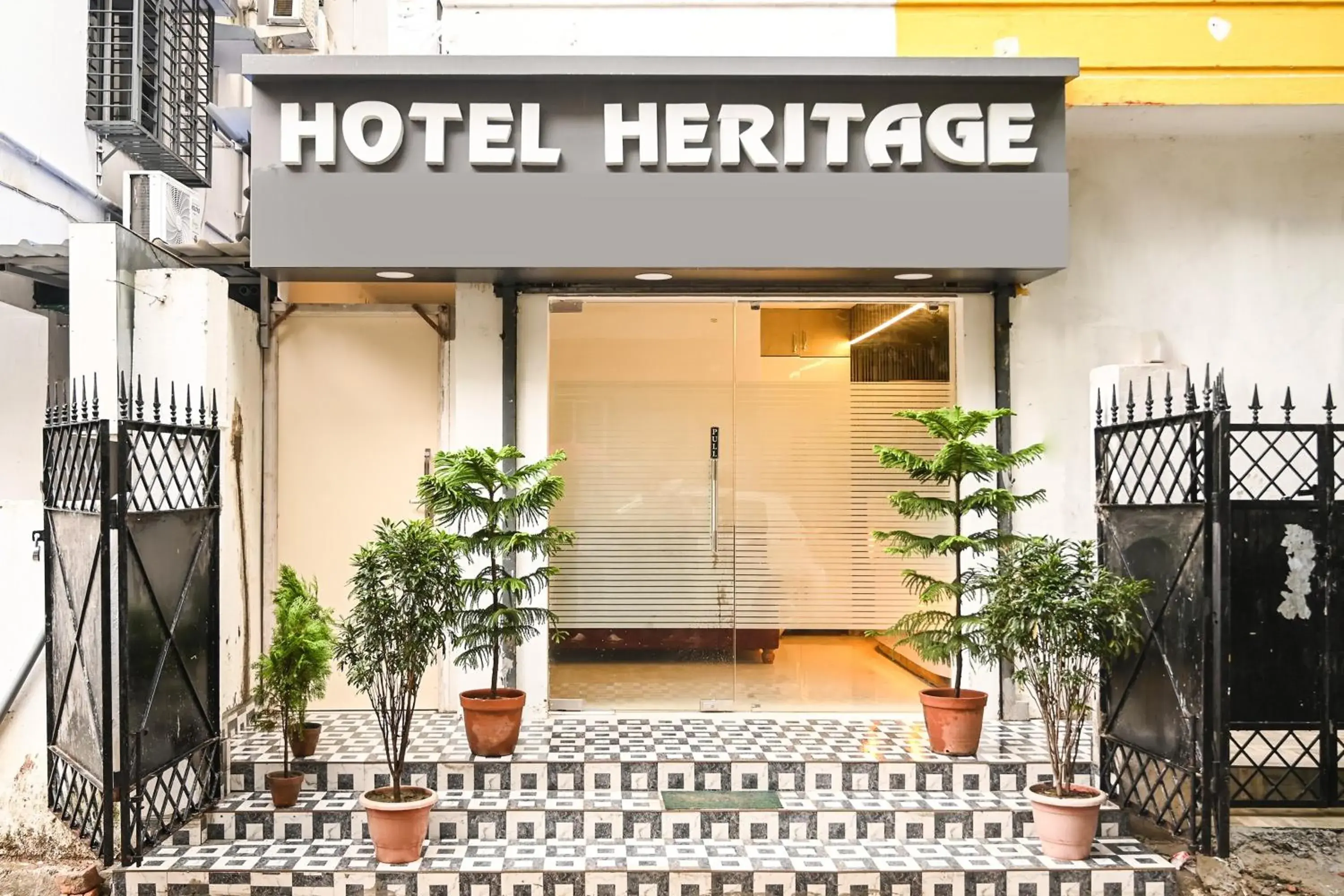 Facade/entrance in Super Collection O Heritage Near Acropolis Mall Facade/entrance in Super Collection O Heritage Near Acropolis Mall