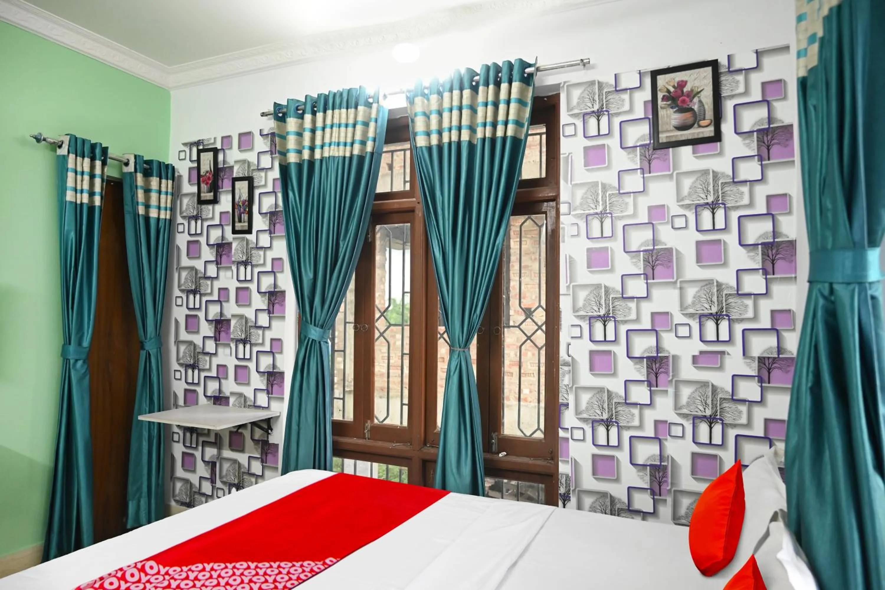 Bedroom, Bed in Hotel O Shraddha Residency 2