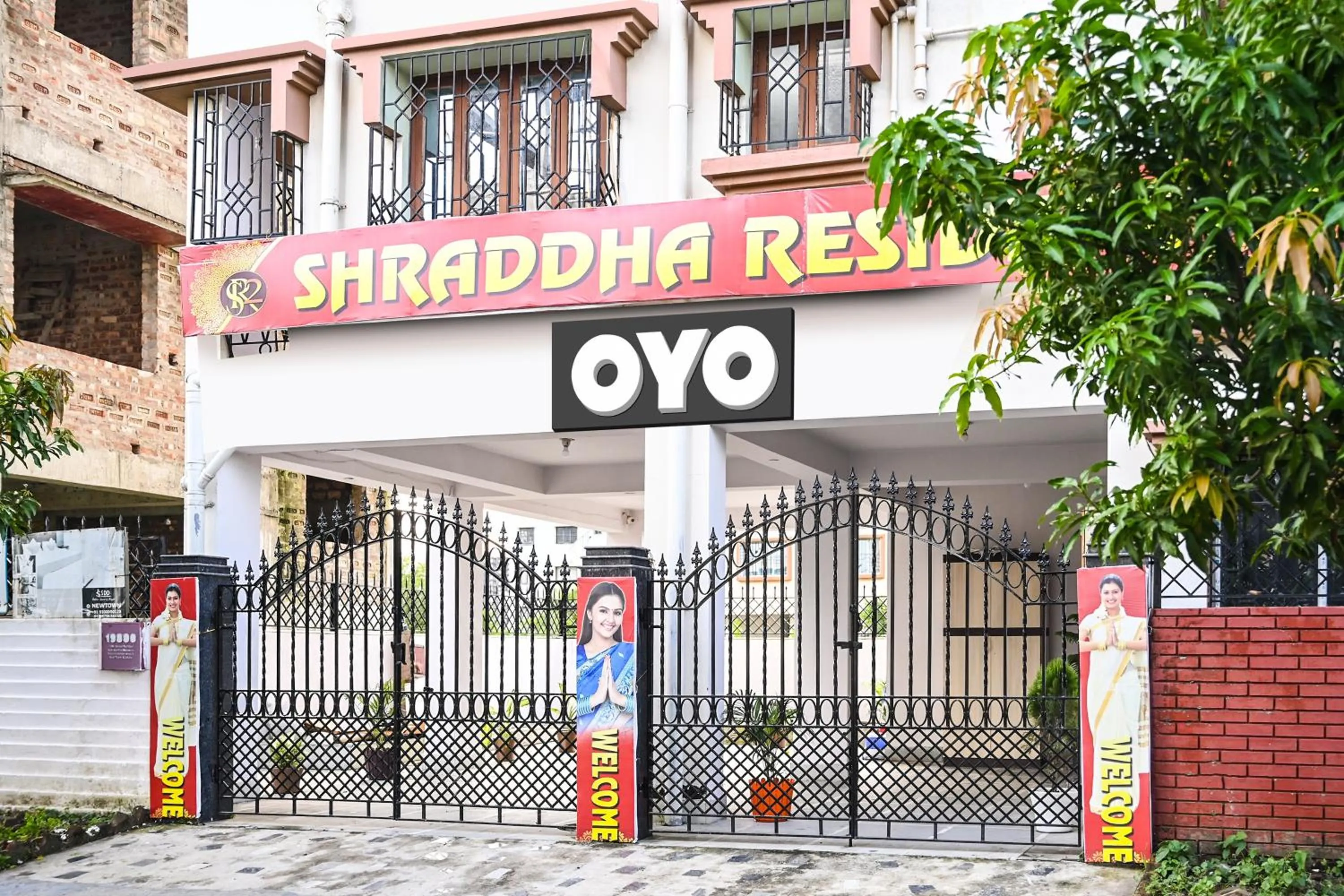 Facade/entrance in Hotel O Shraddha Residency 2