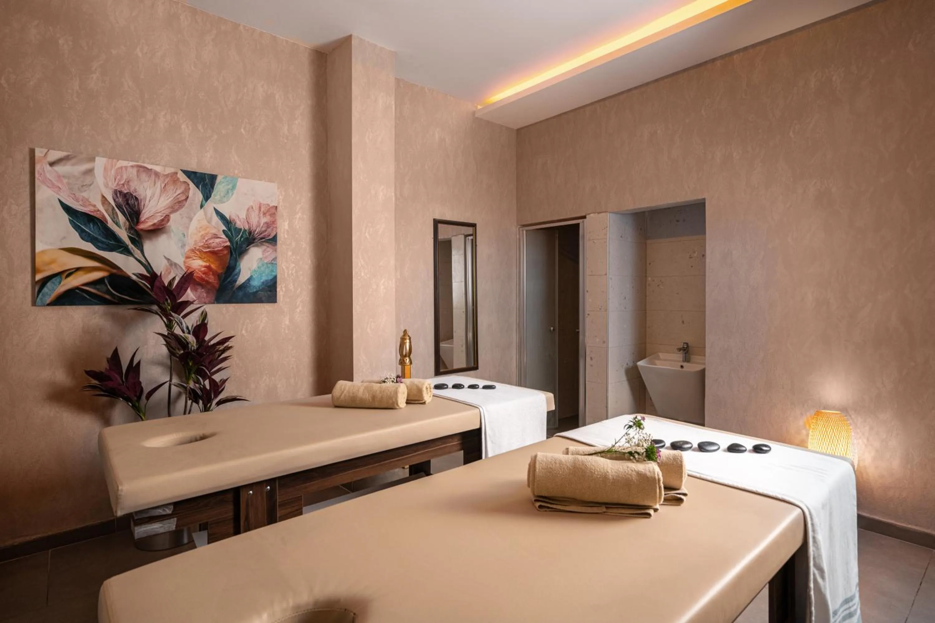 Massage, Bed in Side Story Resort & Spa