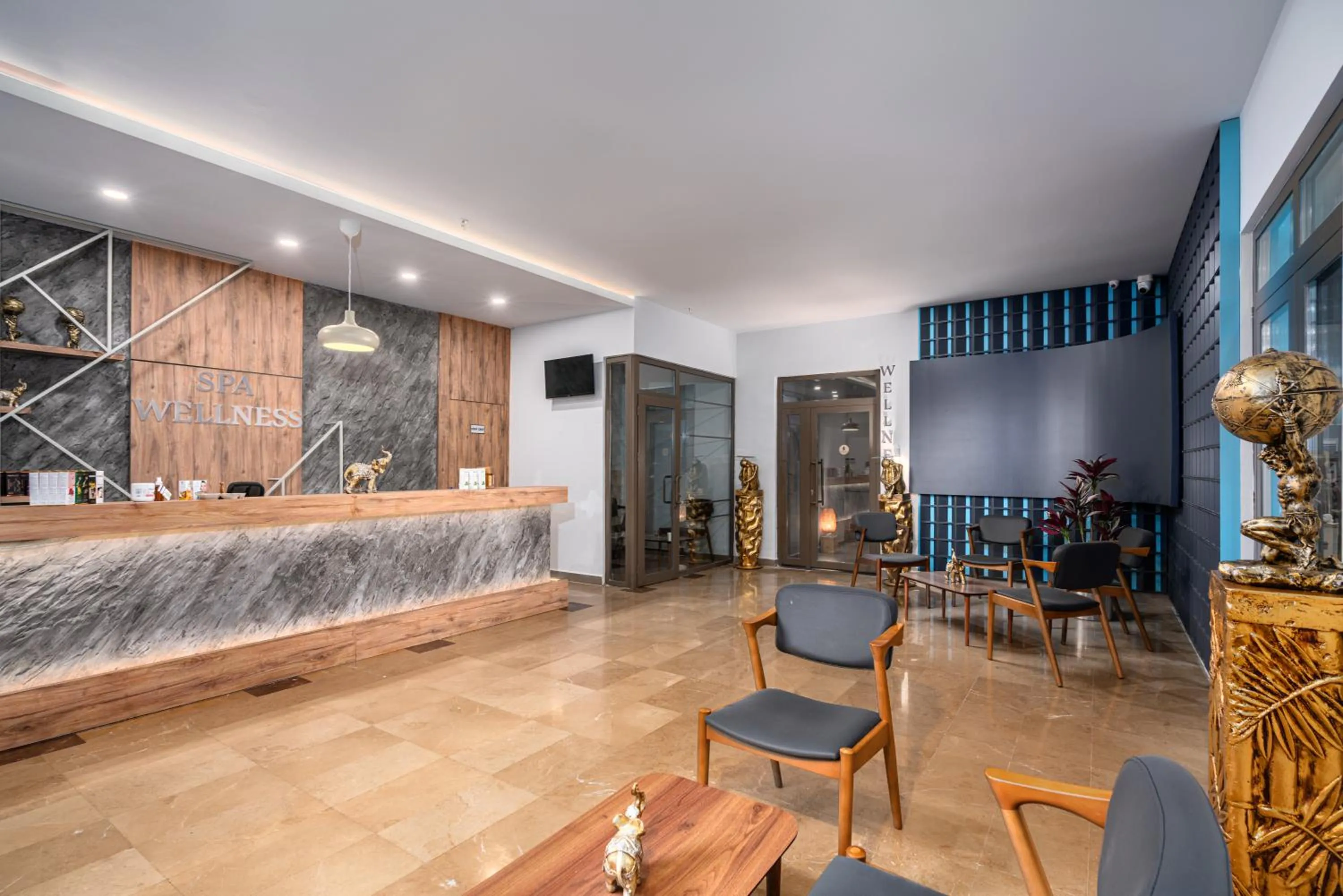 Seating area in Side Story Resort & Spa