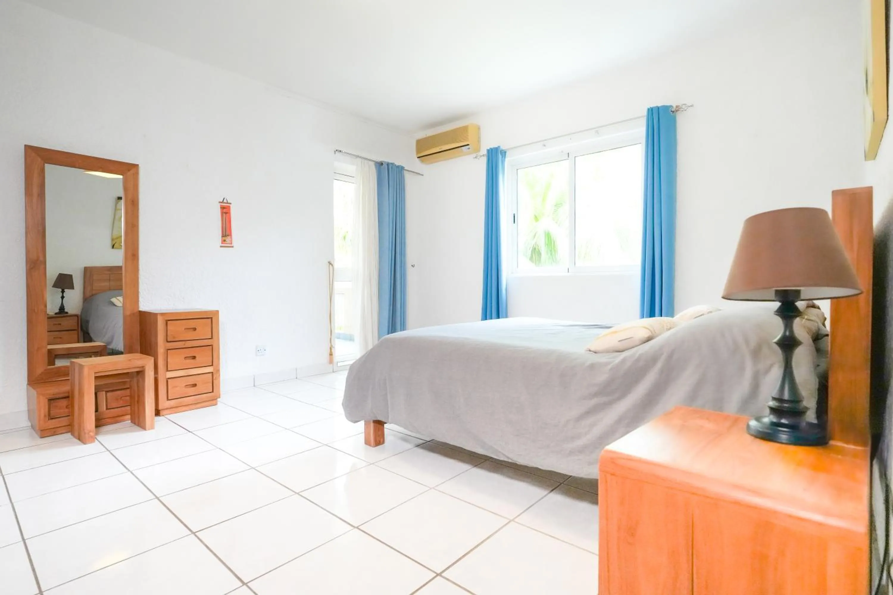 Bedroom, Bed in Your west coast getaway