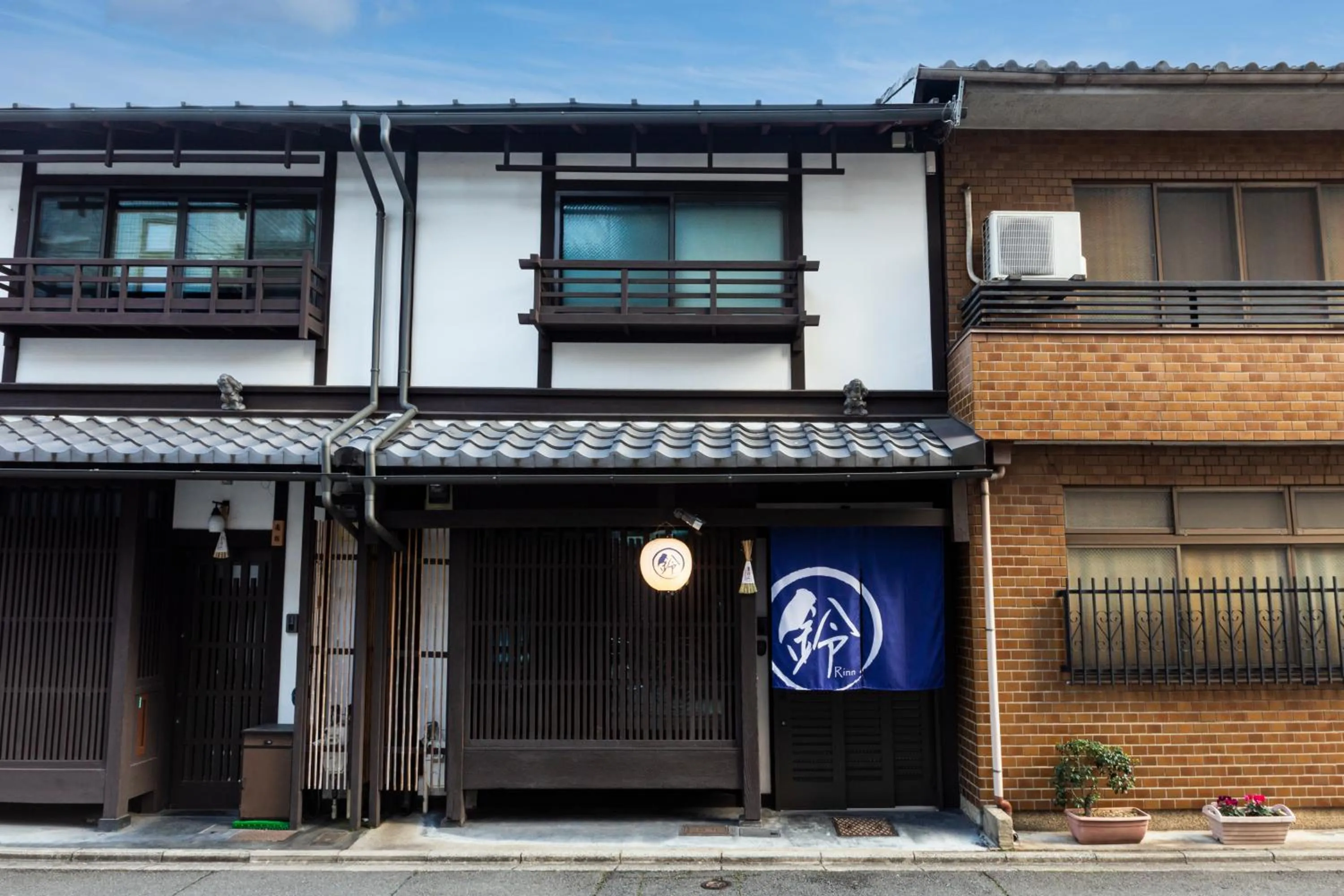 Property building in Rinn Shijo Machiya