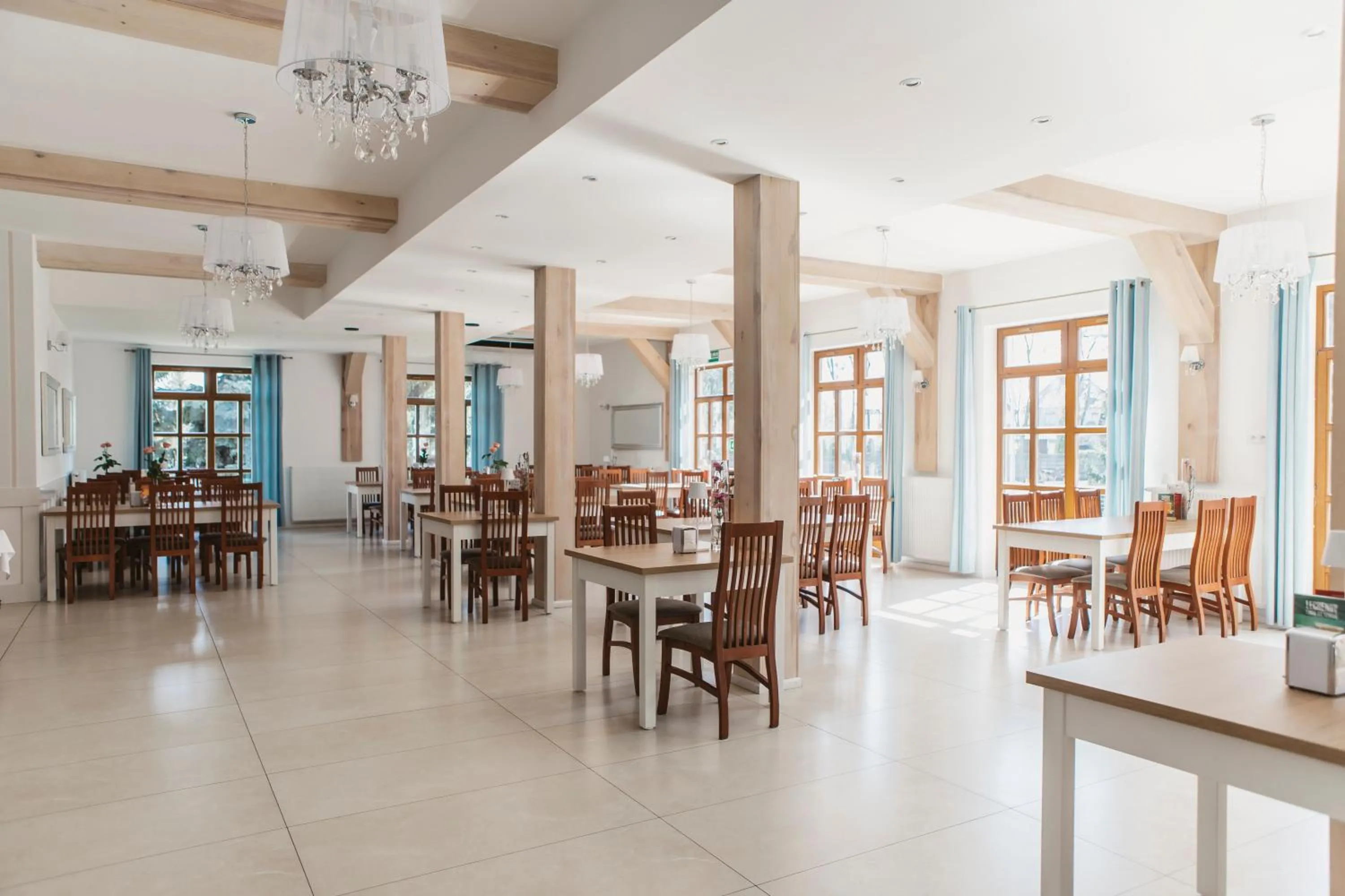 Restaurant/places to eat in Hotel i Restauracja Borowianka