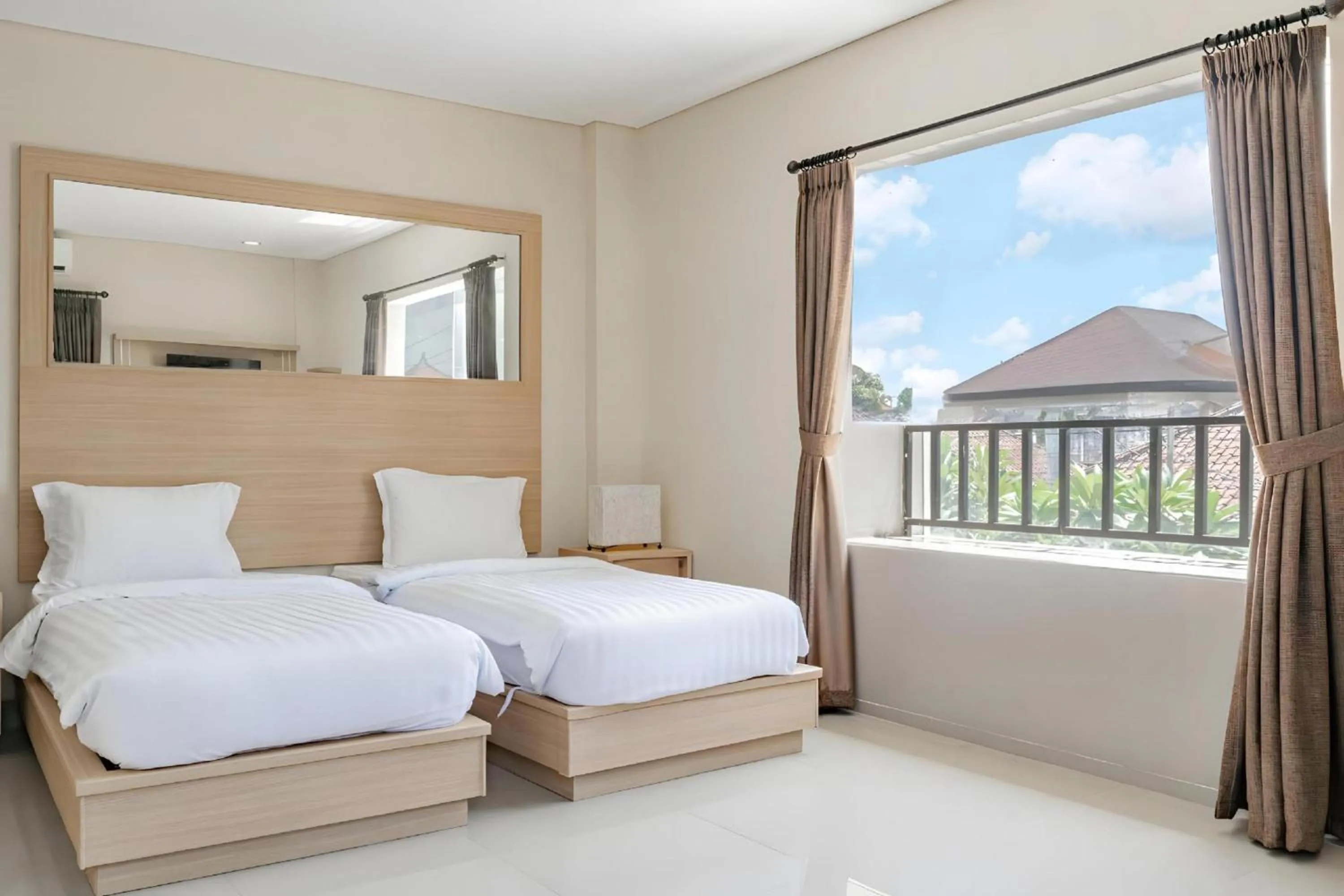 Photo of the whole room, Bed in Collection O Kuta Near Airport Ngurah Rai