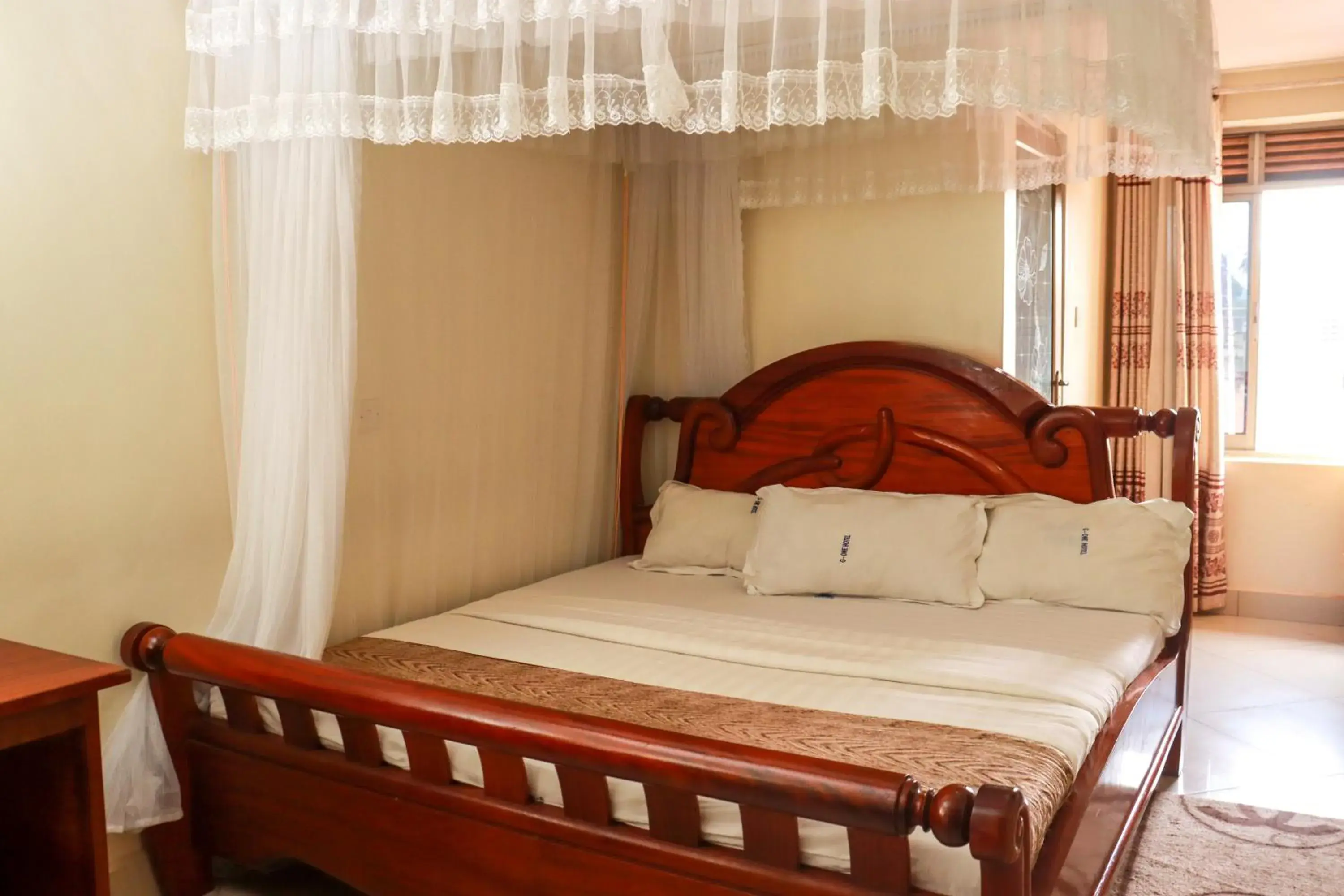 Deluxe Double Room in G-ONE HOTEL Deluxe Double Room in G-ONE HOTEL