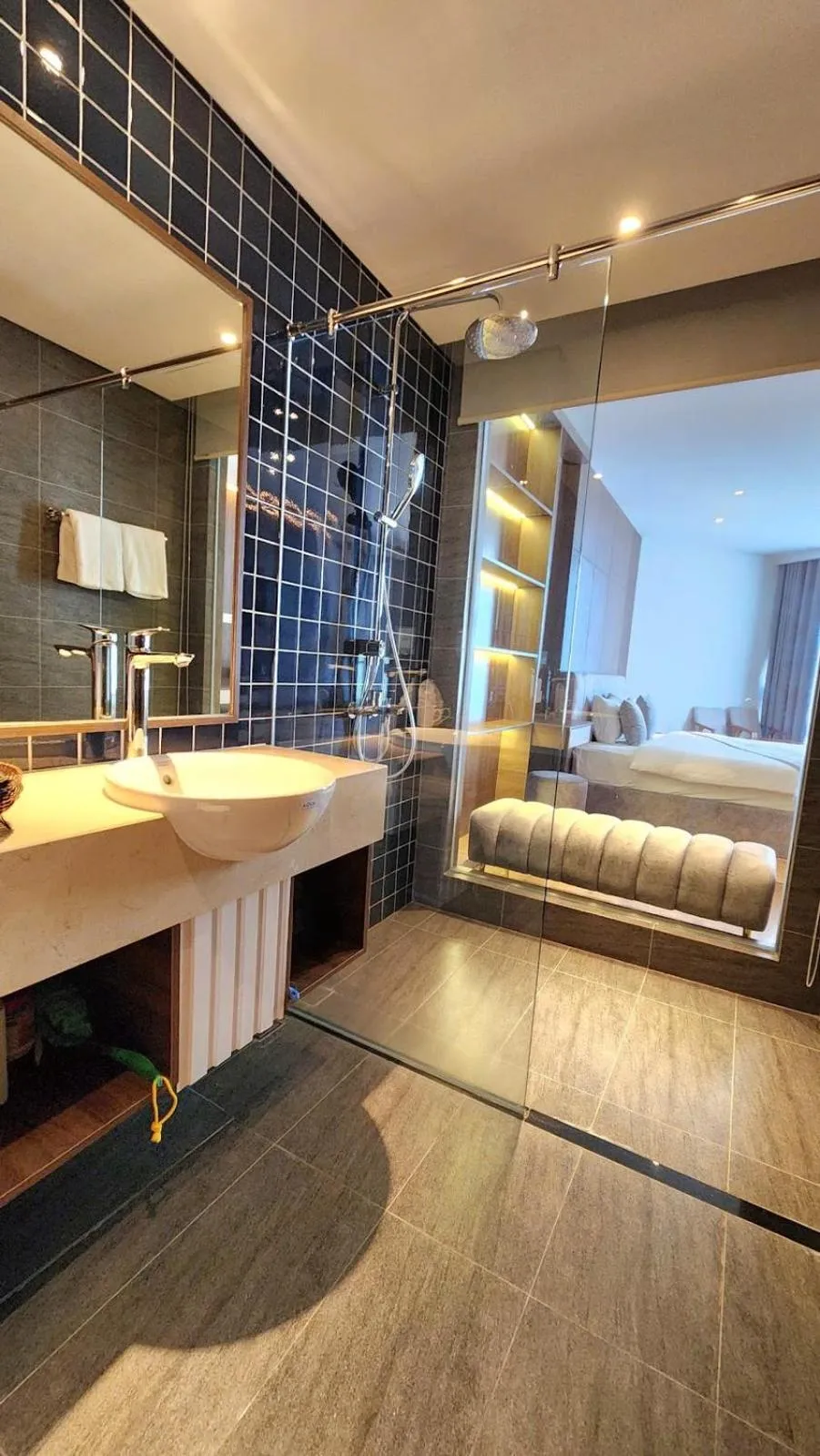 Seating area in Apec Luxe Escape Sunset Resort