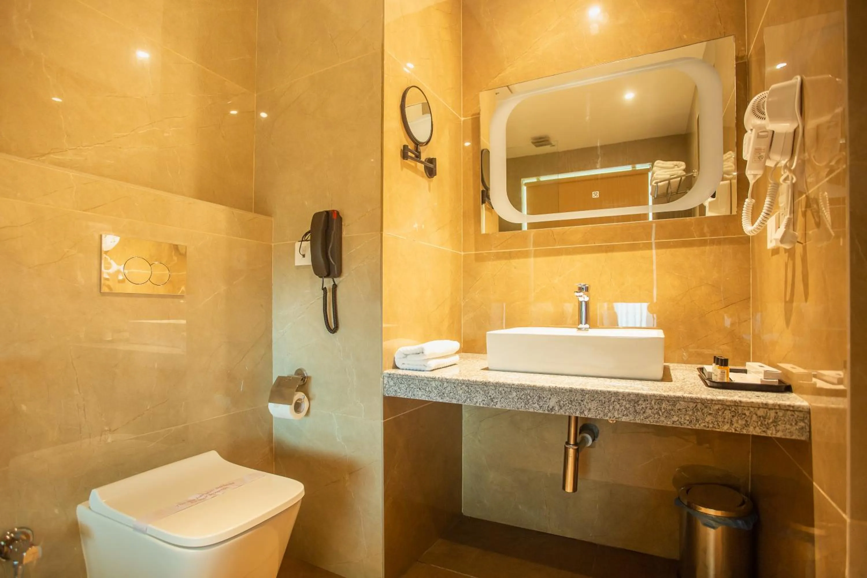 Shower in Bhairahawa Garden Resort