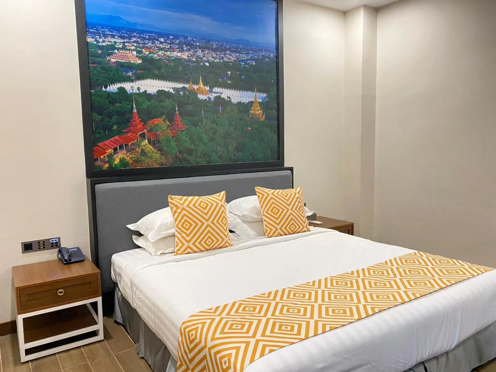 Bed in Holiday Pier Hotel