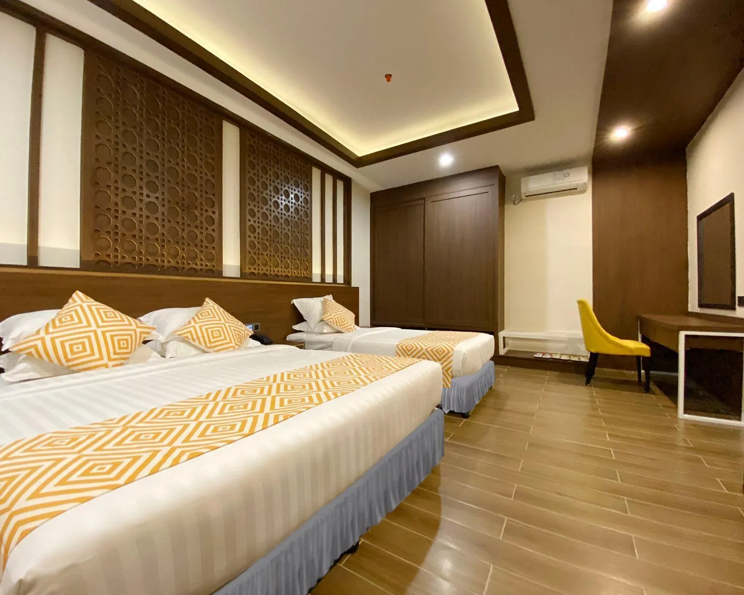 Bed in Holiday Pier Hotel