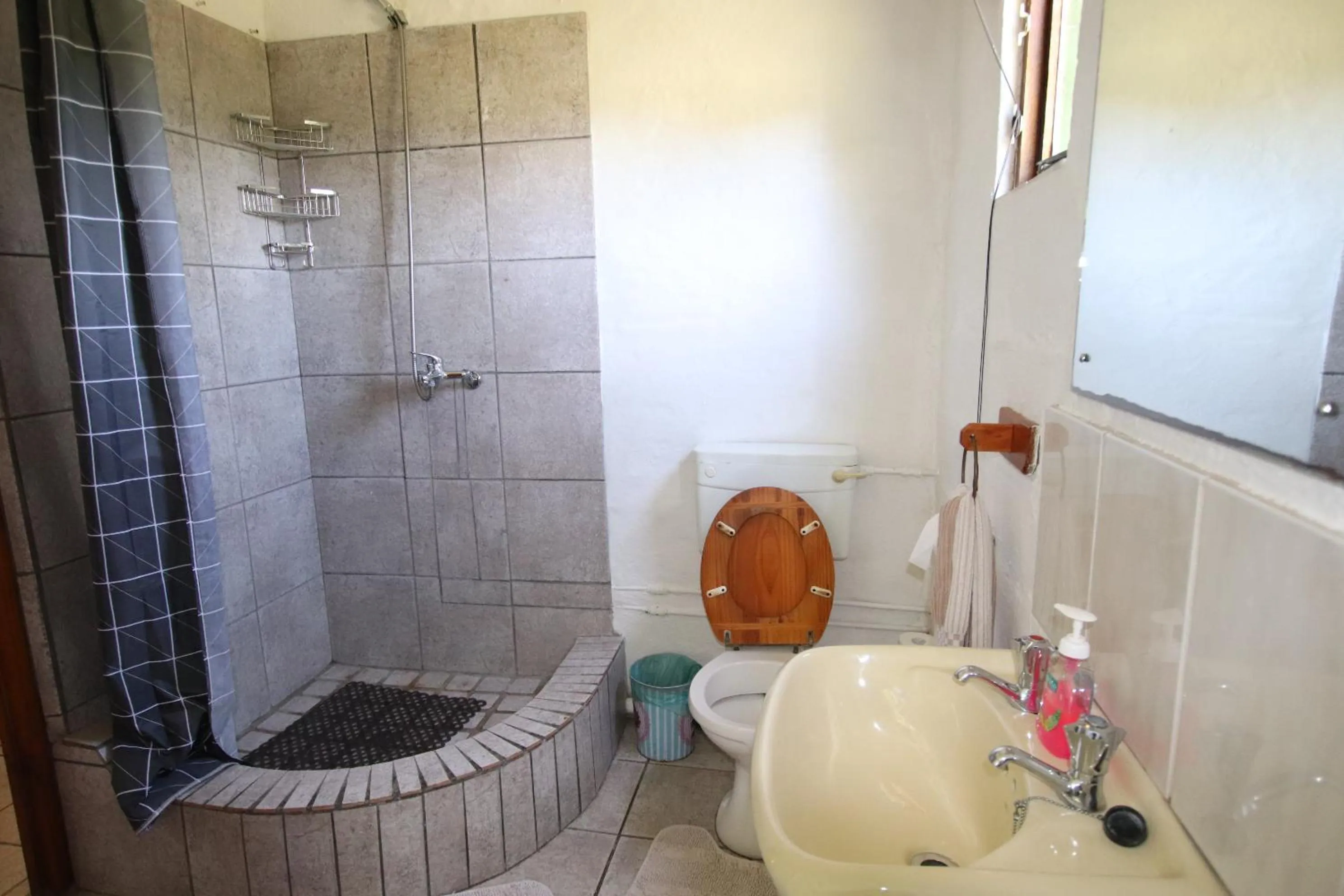Shower in Tsitsikamma on Sea Self-catering Cottages