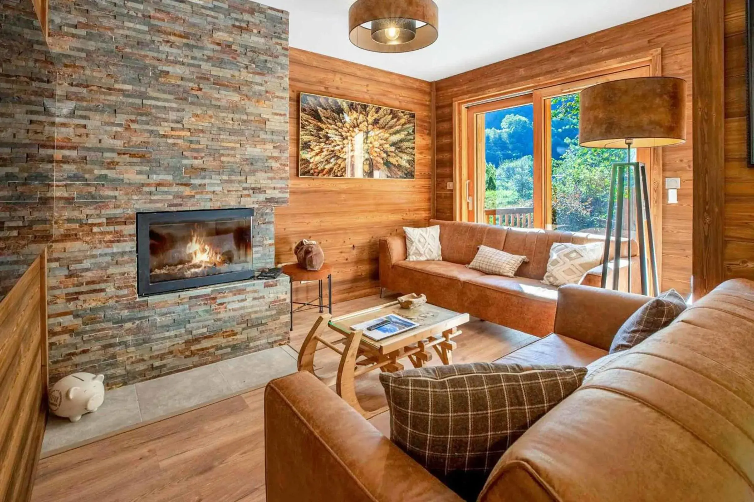 Chalet des Anges with outside hot tube ! Chalet des Anges with outside hot tube !