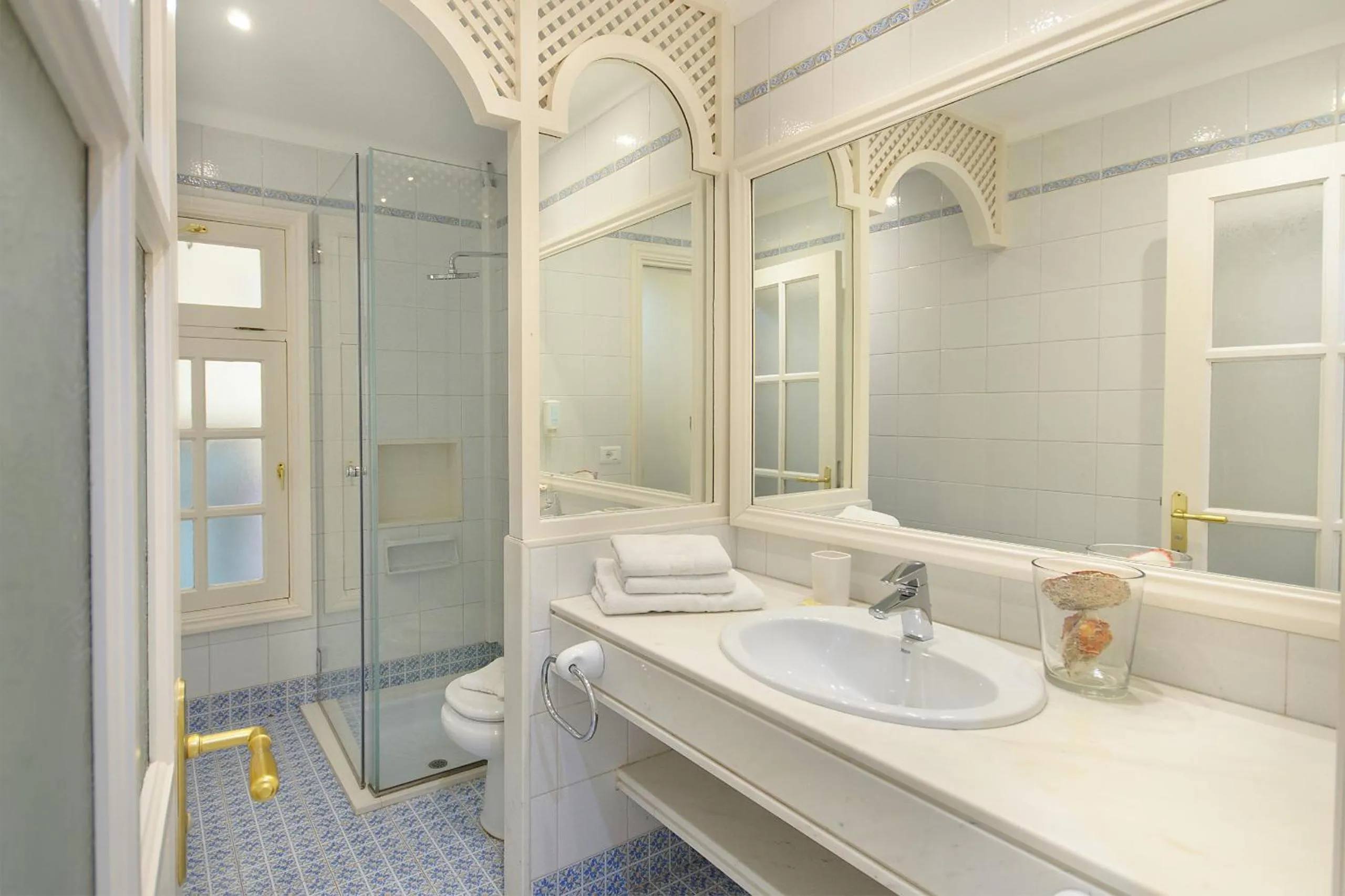 Bathroom in Casa Lola y Elena - Playa Blanca, Lanzarote