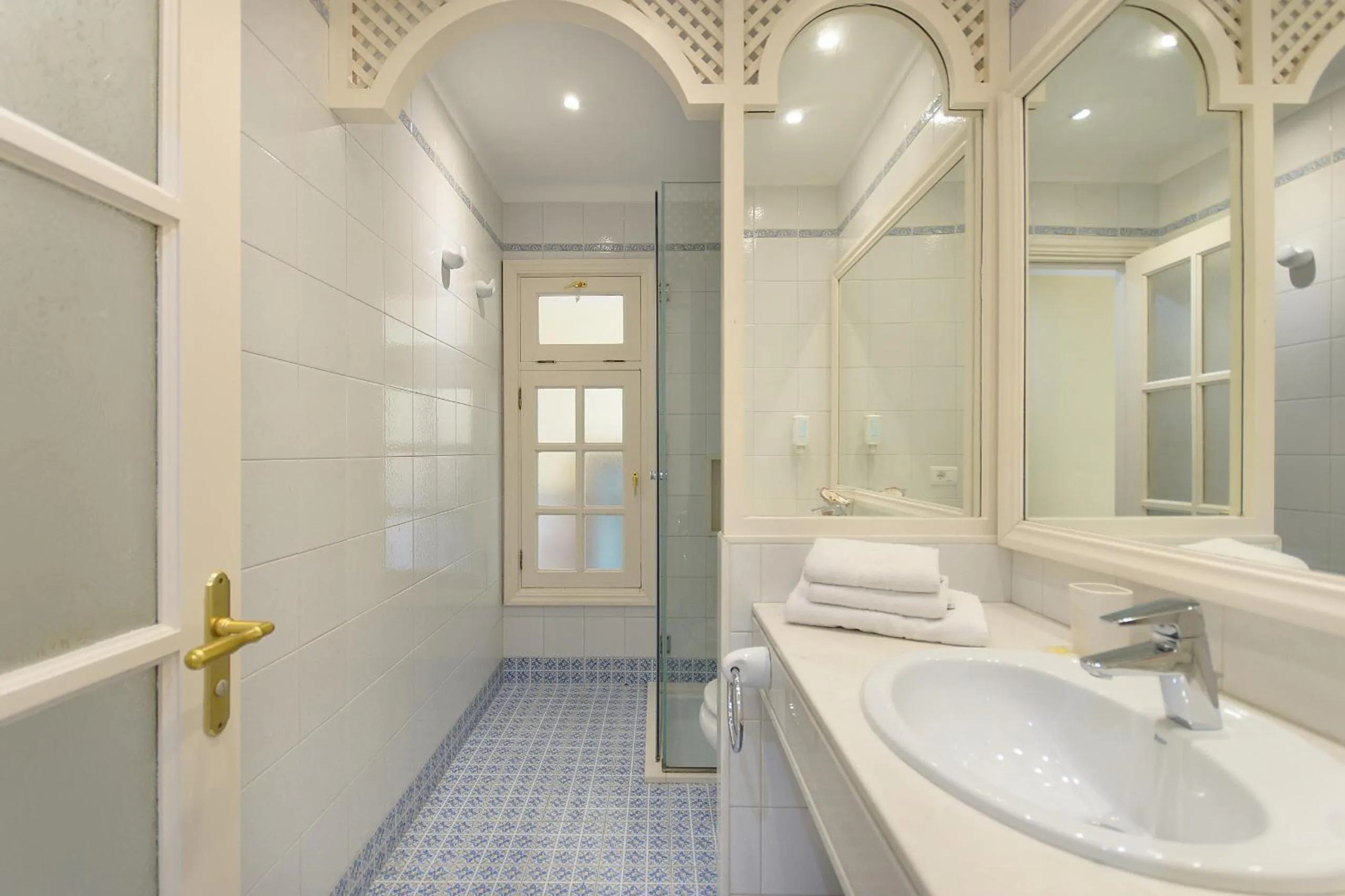 Bathroom in Casa Lola y Elena - Playa Blanca, Lanzarote