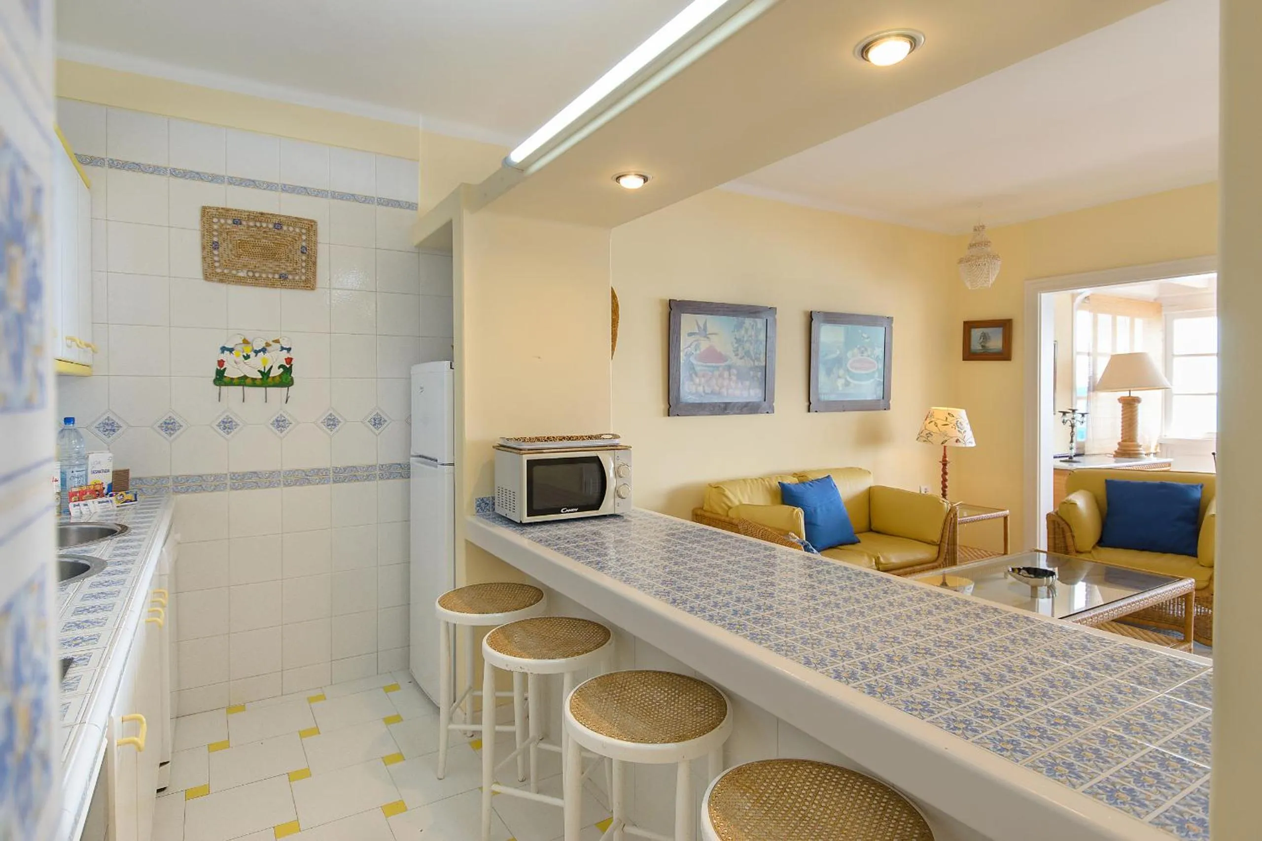 Kitchen or kitchenette in Casa Lola y Elena - Playa Blanca, Lanzarote