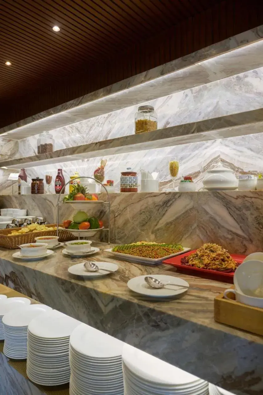 Food in Hotel Chandra Raj Mahal Food in Hotel Chandra Raj Mahal