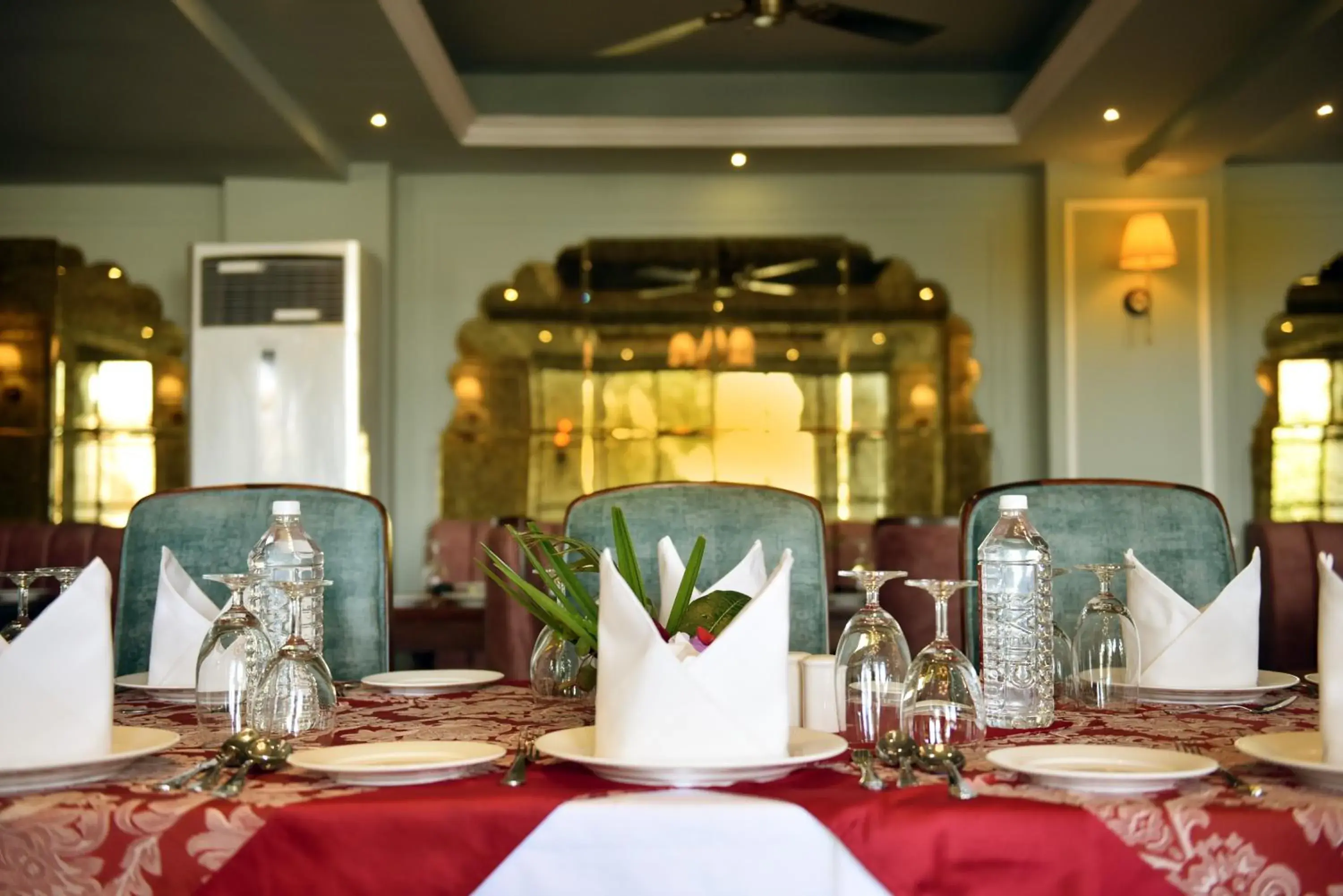 Restaurant/places to eat in Hotel Chandra Raj Mahal Restaurant/places to eat in Hotel Chandra Raj Mahal