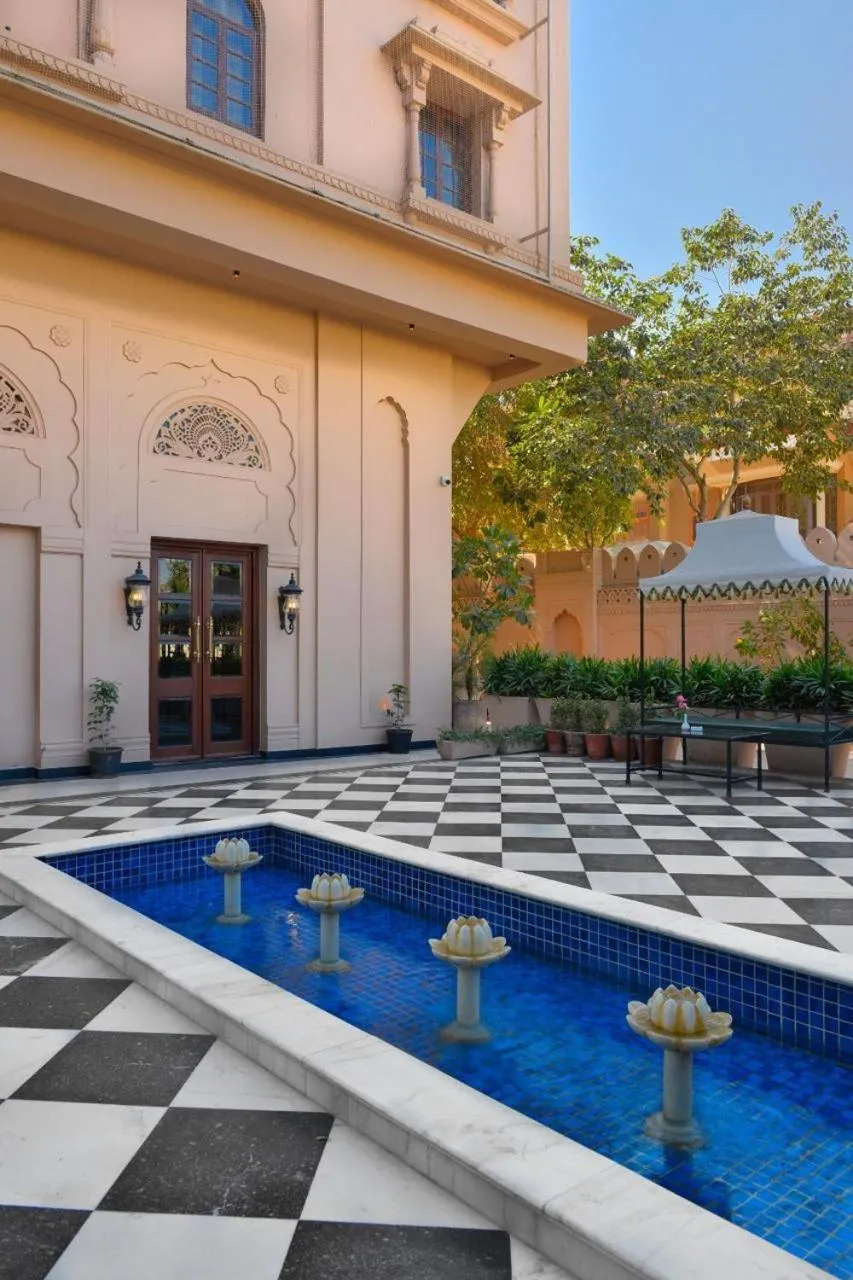 Facade/entrance in Hotel Chandra Raj Mahal