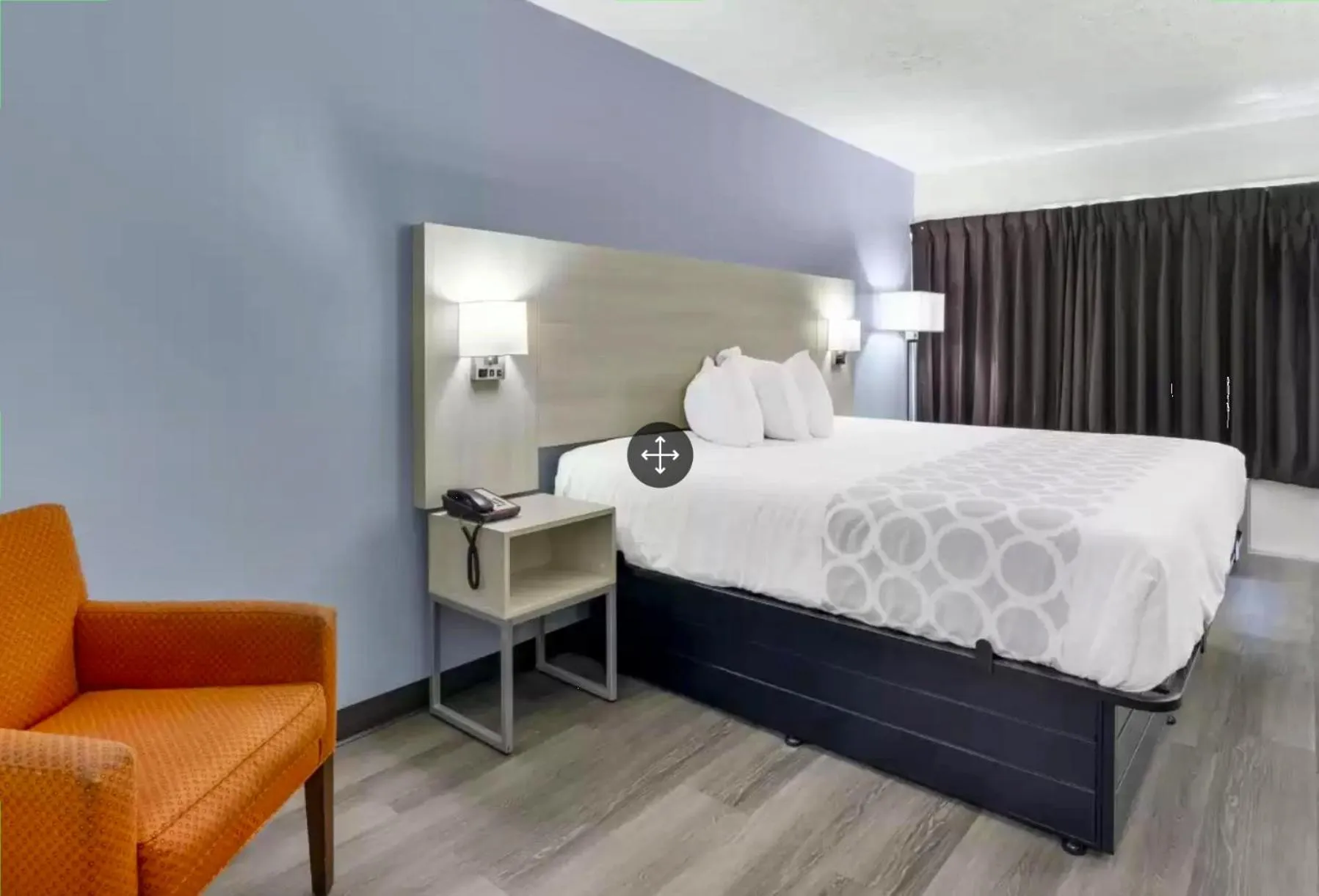 Bed in Suburban Studios Cookeville