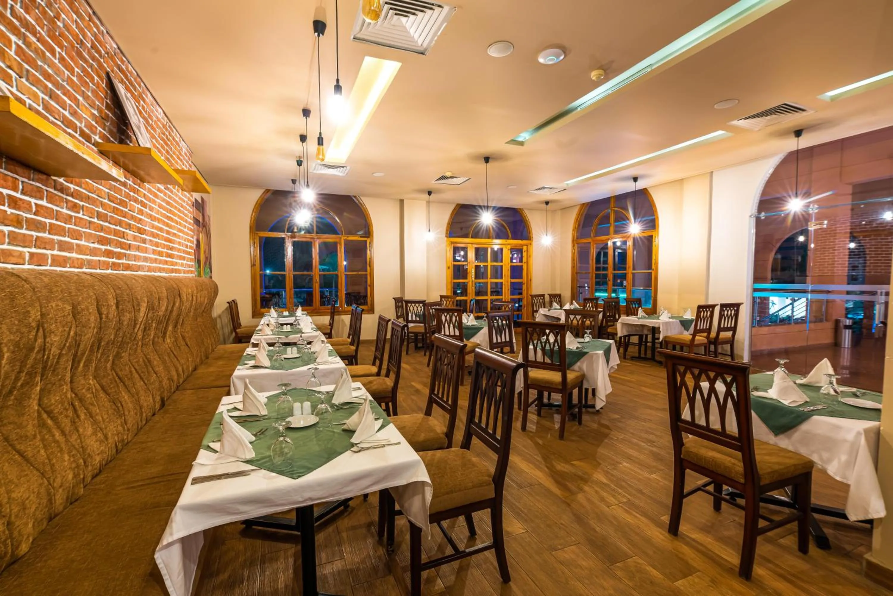 Restaurant/places to eat in Akassia Swiss Resort