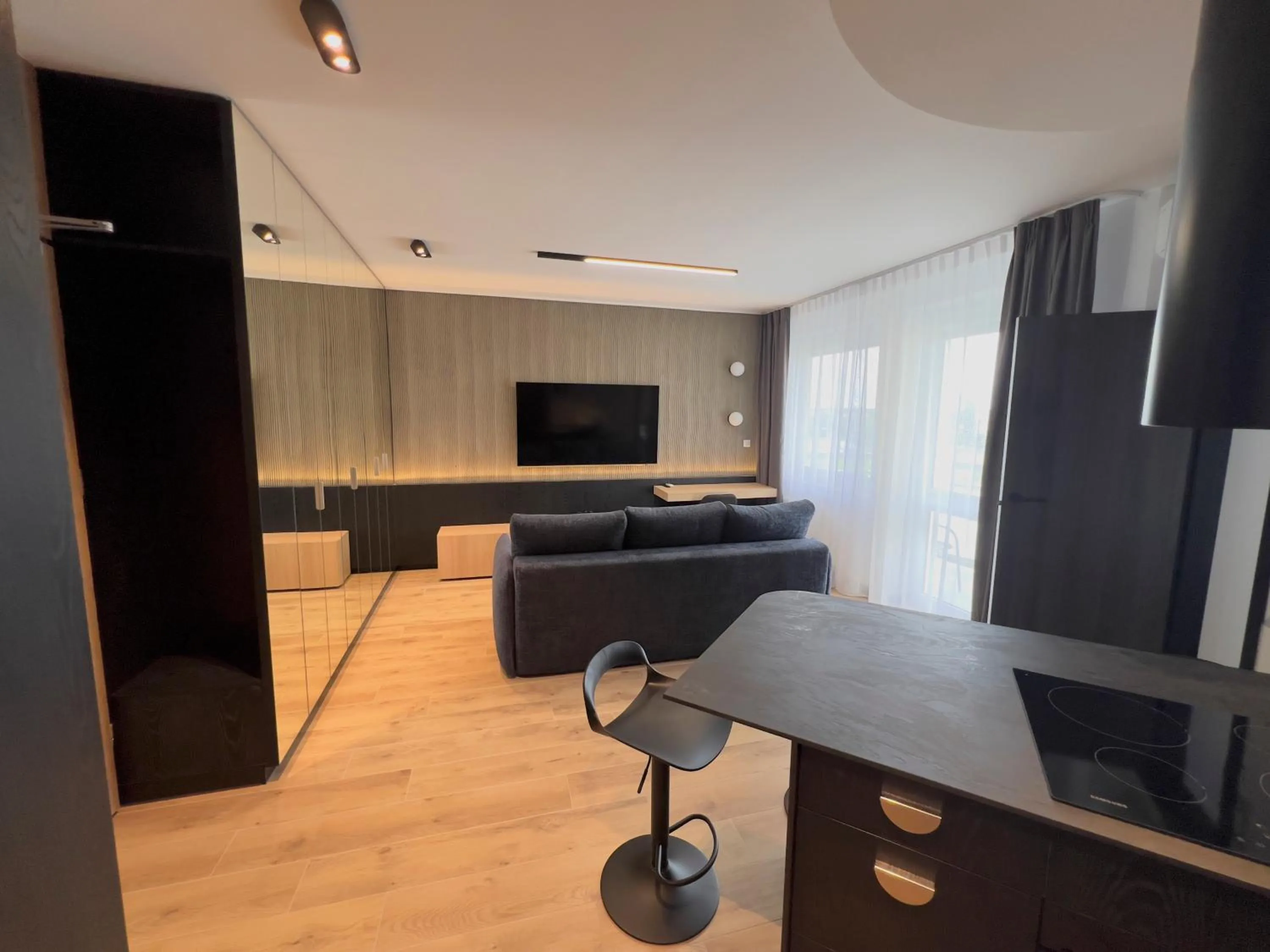 TV and multimedia in Apartamenty Bohaterów Kragujewca 6