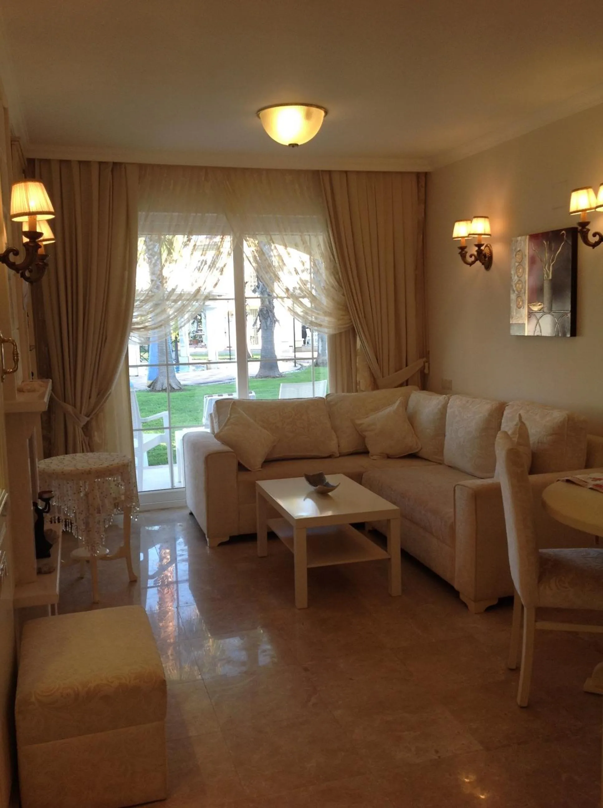 Villa B&D