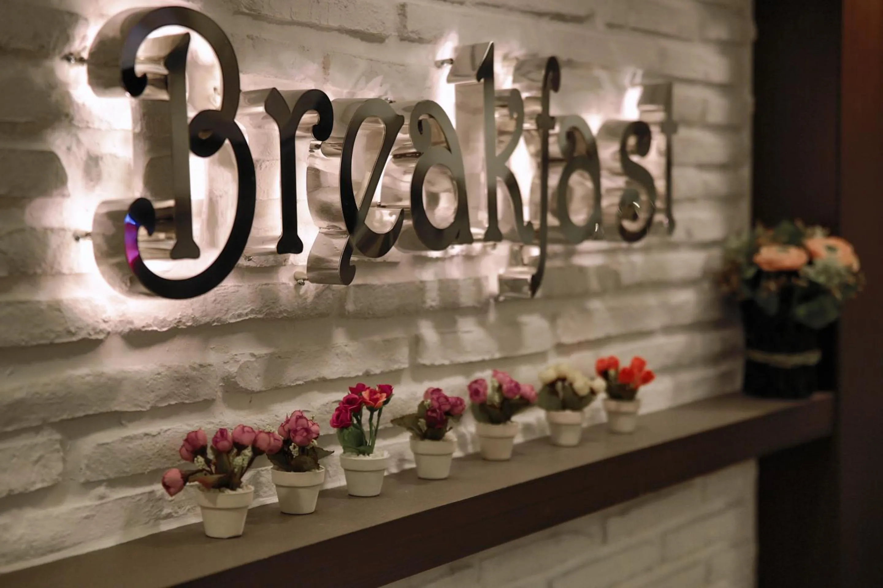 Coffee/tea facilities in Just Inn Hotel