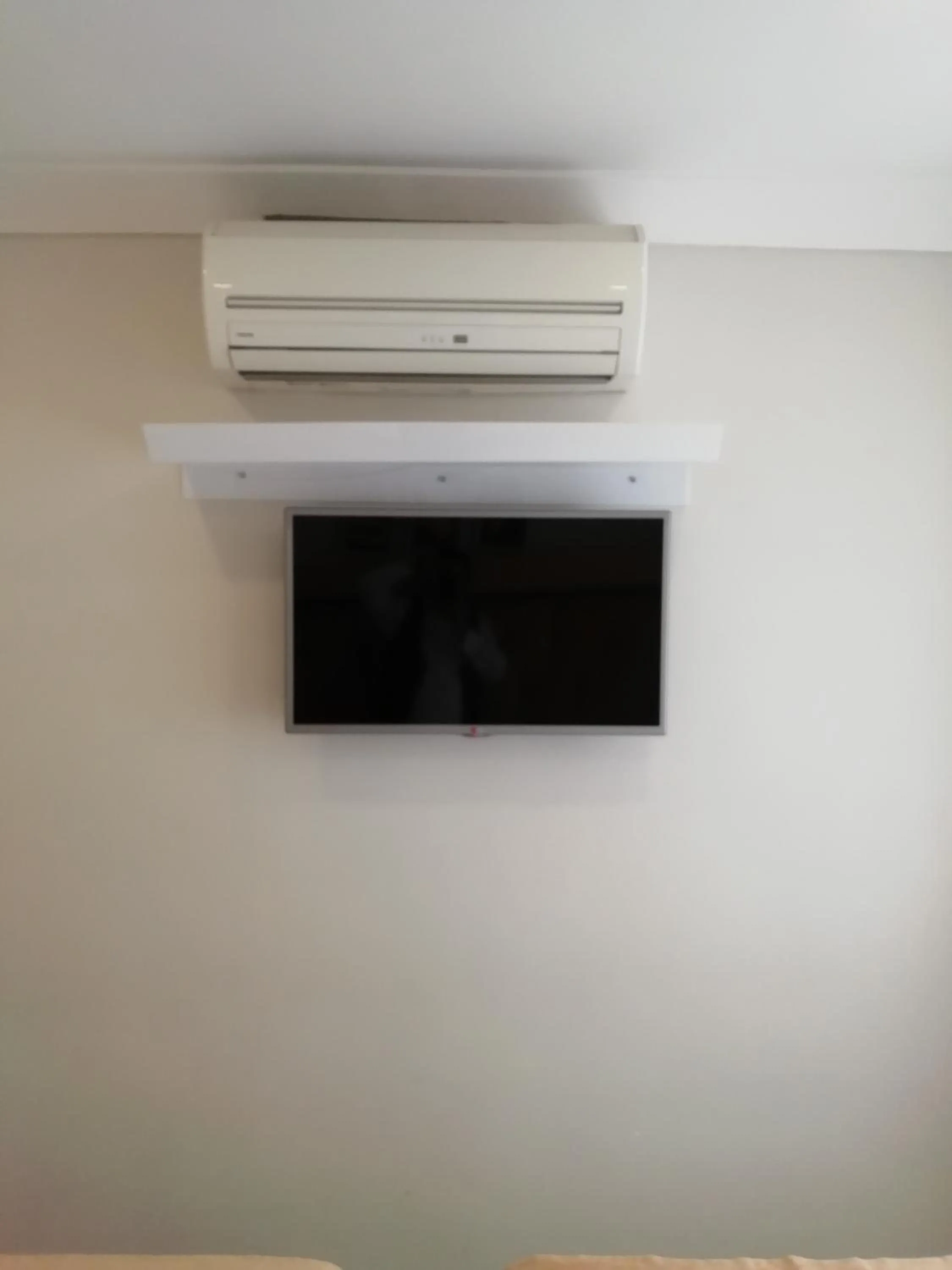 TV and multimedia in Just Inn Hotel