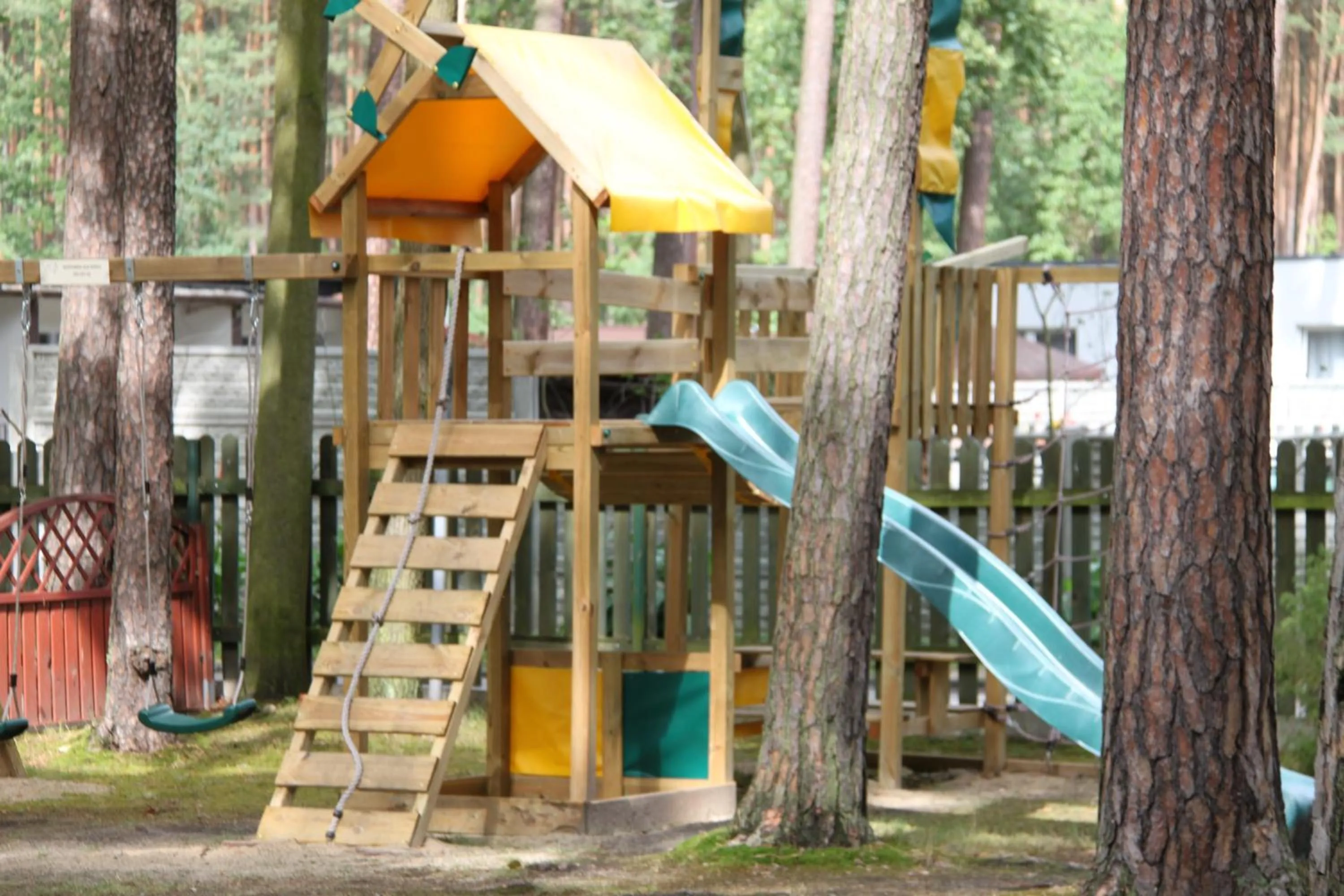 Hotel Zielony & OW Borowik & Pensjonat Manhattan - Centrum Rekreacji i Wypoczynku GASTROTUR