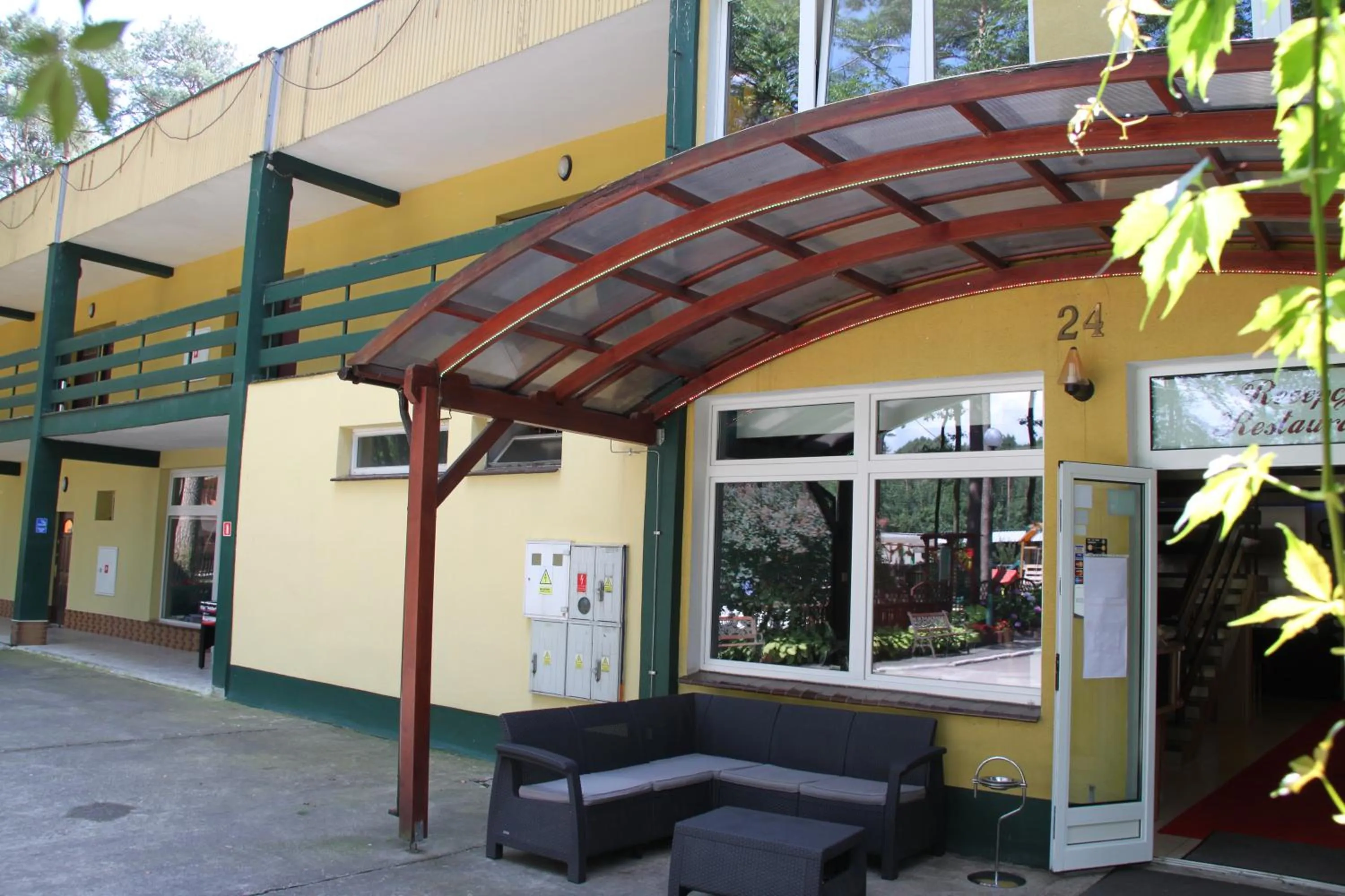 Hotel Zielony & OW Borowik & Pensjonat Manhattan - Centrum Rekreacji i Wypoczynku GASTROTUR