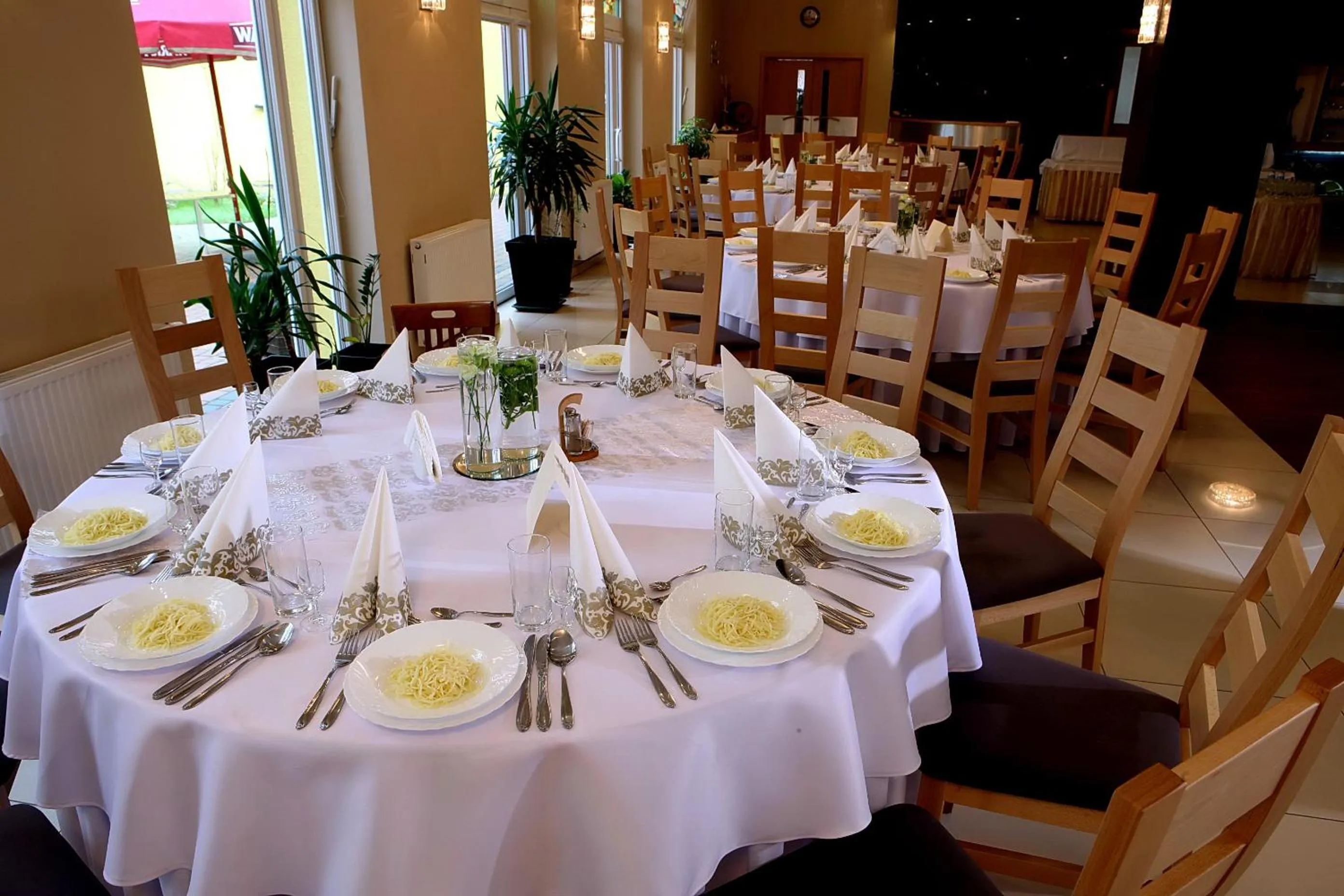 Breakfast in Hotel Zielony & OW Borowik & Pensjonat Manhattan - Centrum Rekreacji i Wypoczynku GASTROTUR