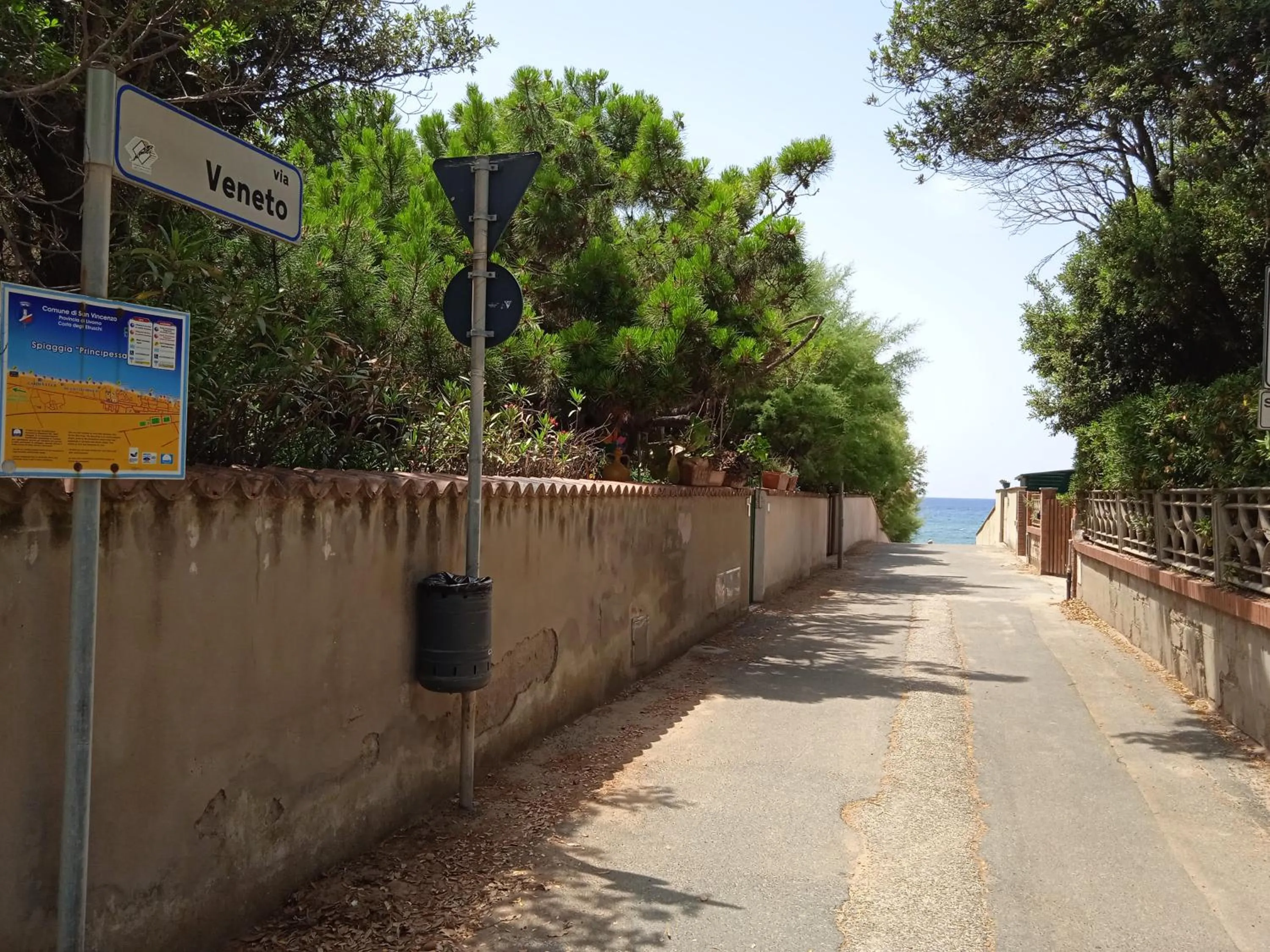 Street view in Villa La Cavaliera