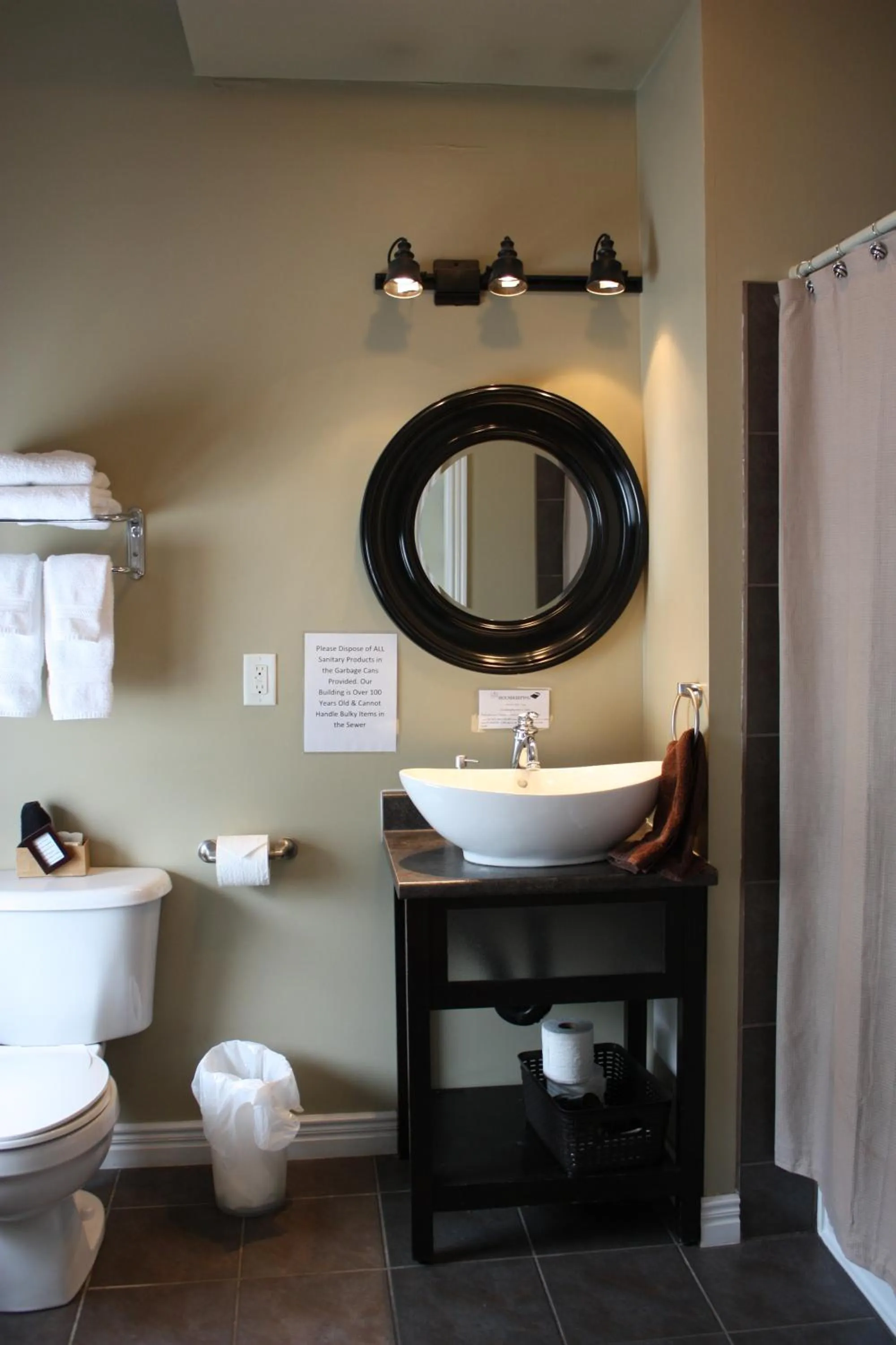 Bathroom in The Duckworth Inn