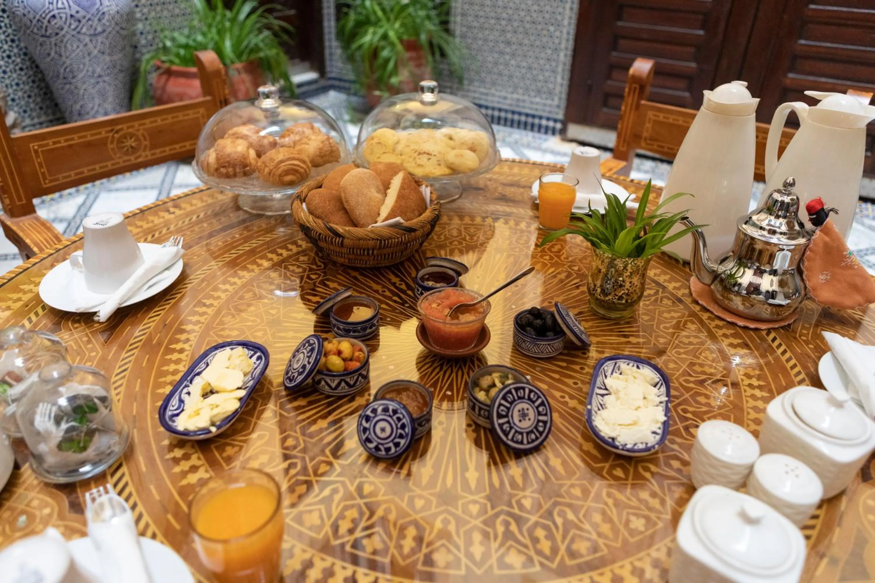 Food and drinks in Riad Fes Palacete