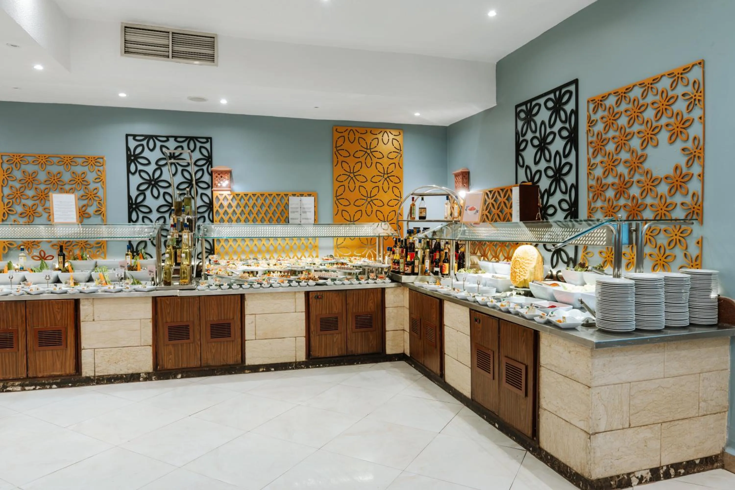 Restaurant/places to eat in Sentido Akassia Beach