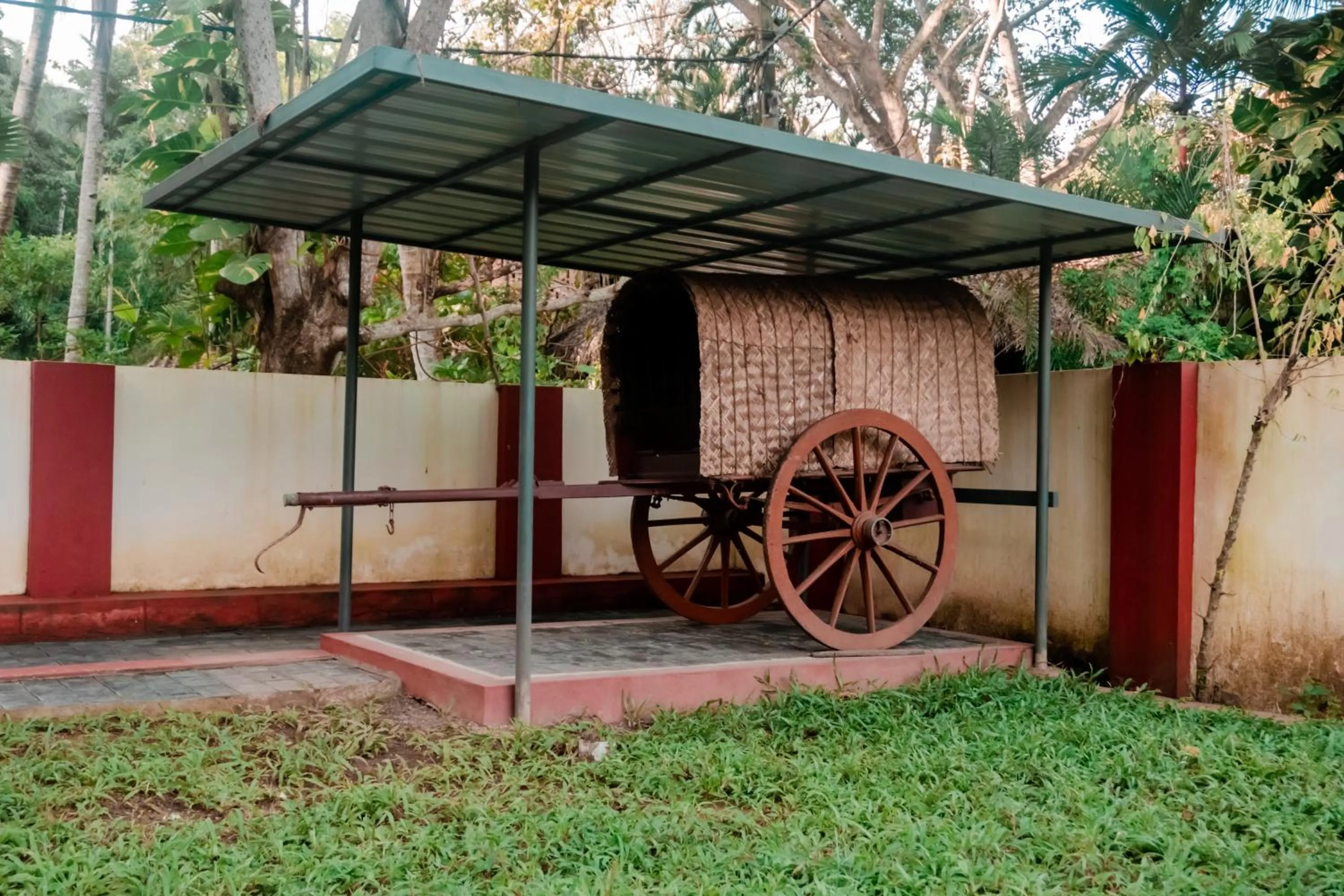 Eden Garden By Cliff Way