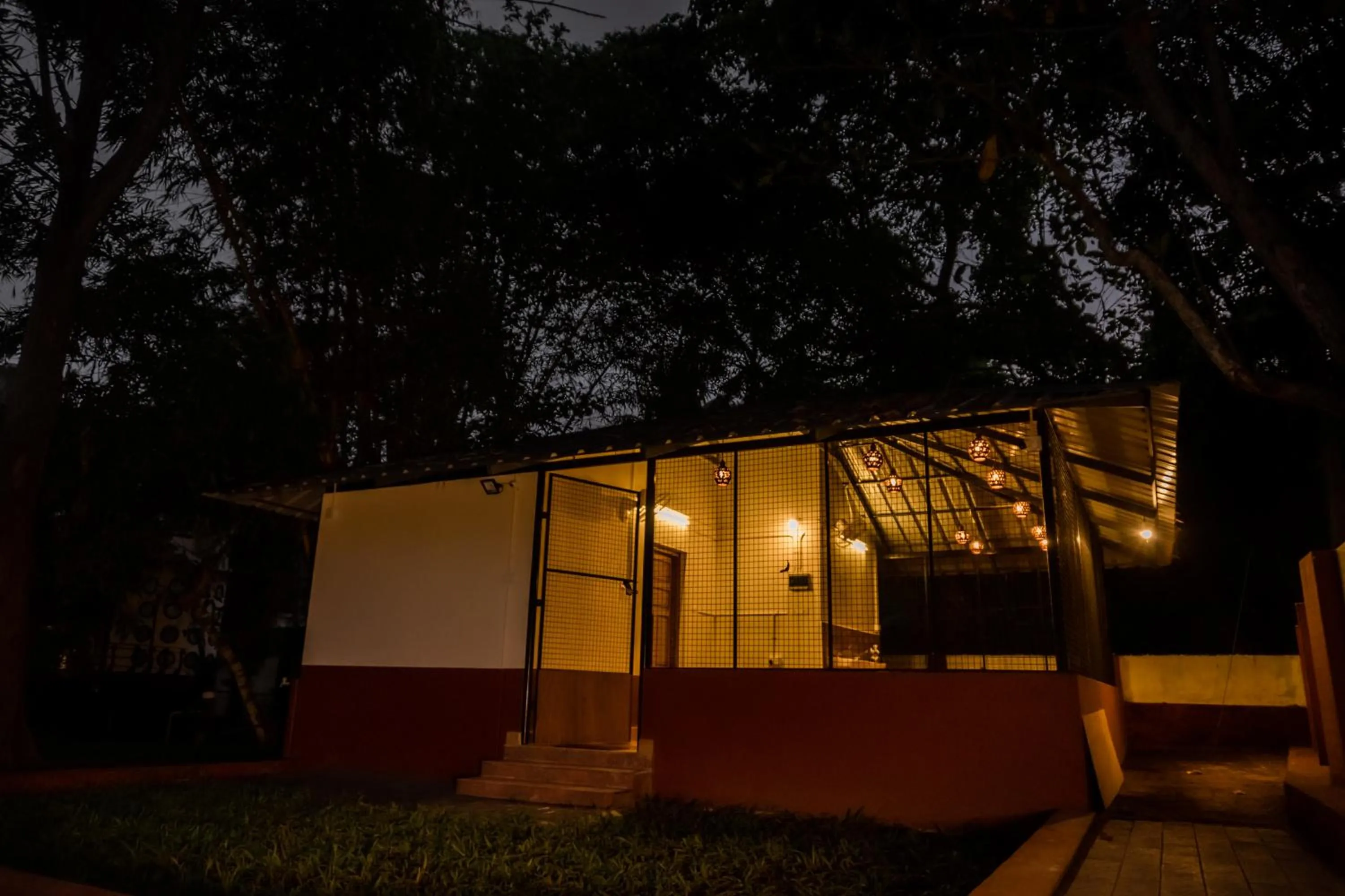 Eden Garden By Cliff Way