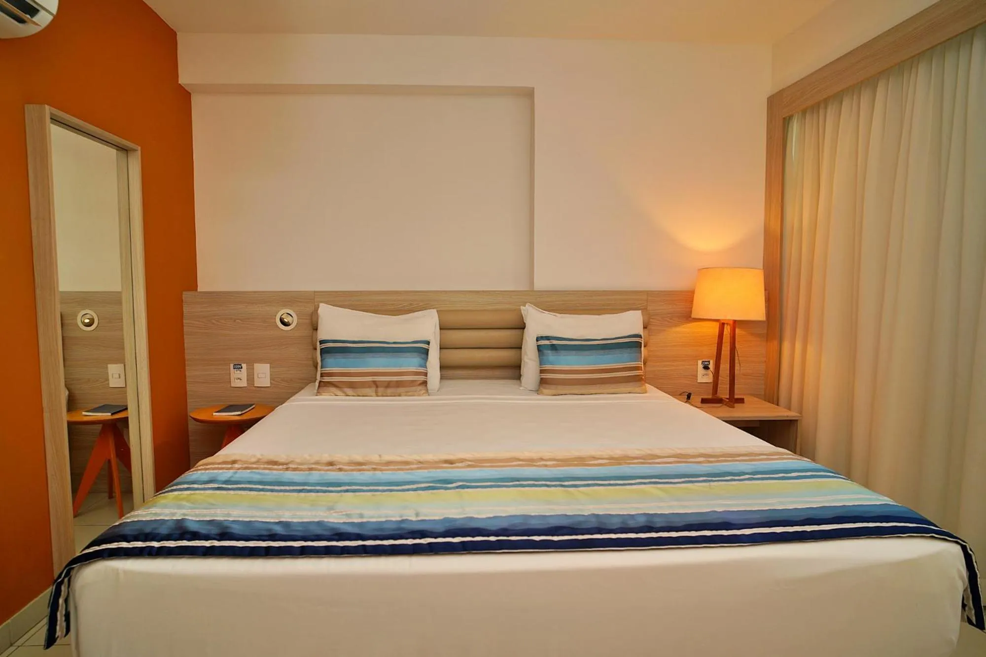 Bed in Beach Class Convention By MAI