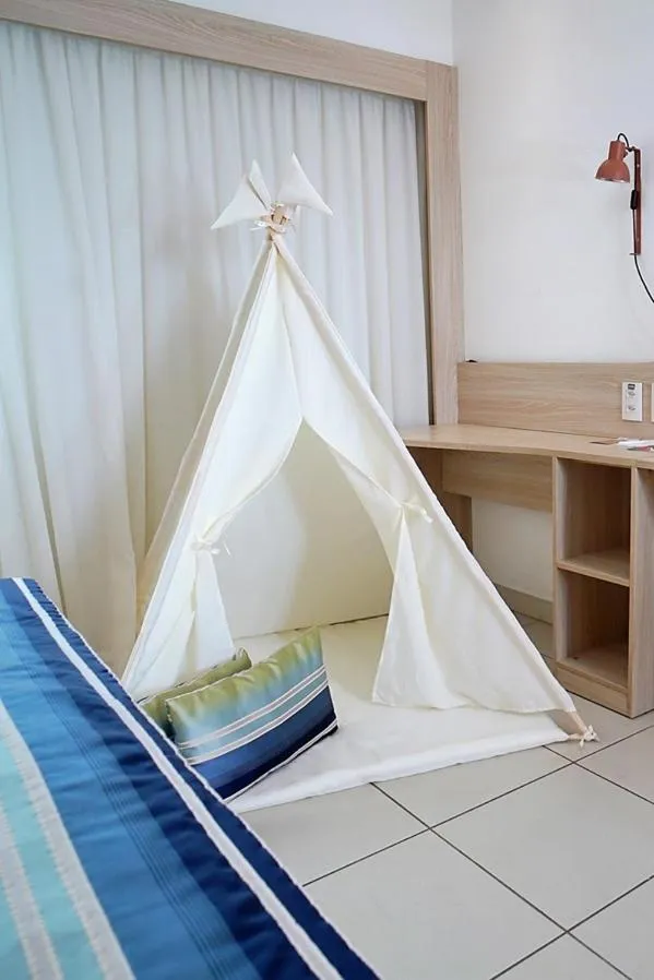 Bed in Beach Class Convention By MAI