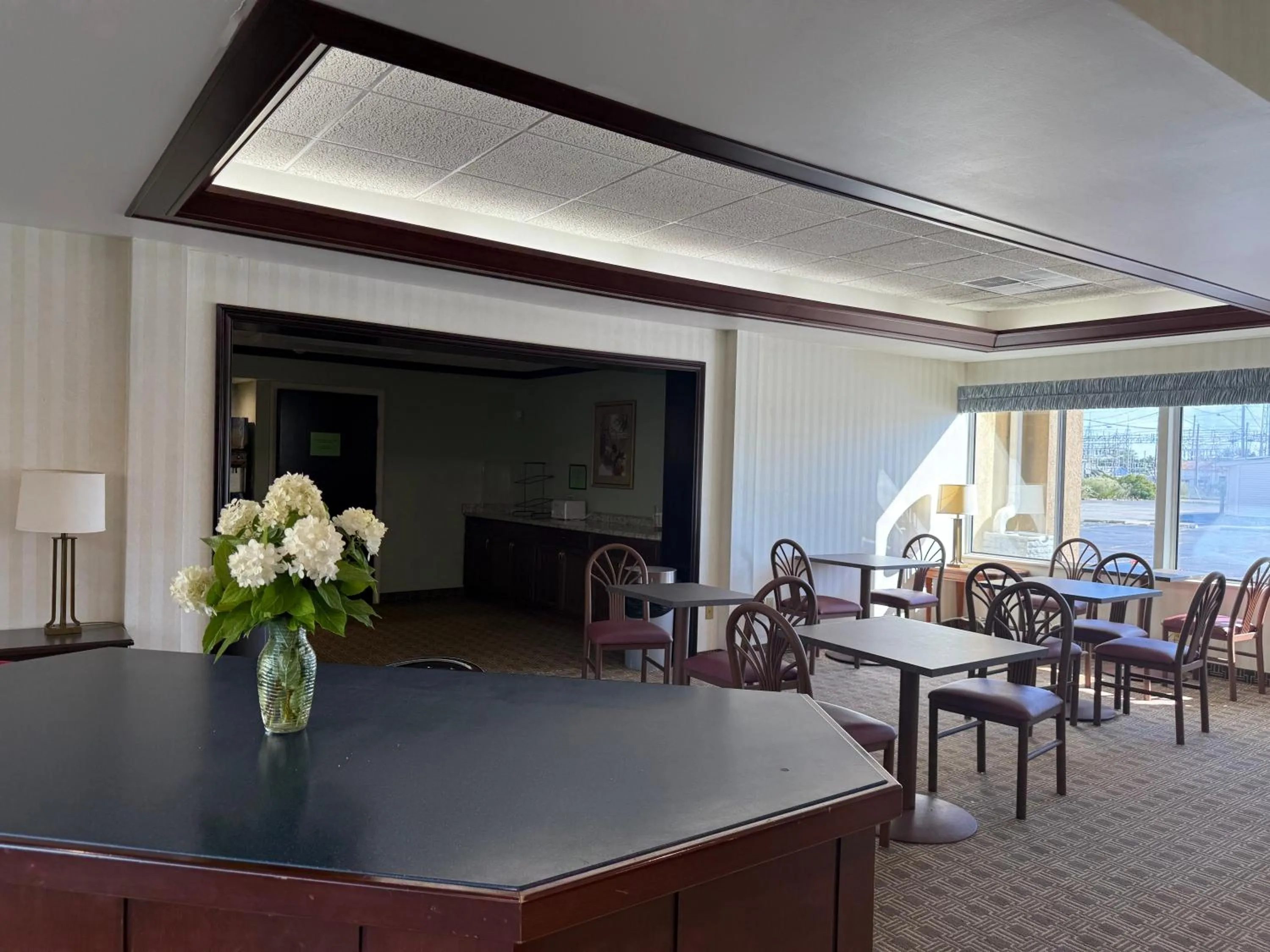 Clinton Inn & Suites