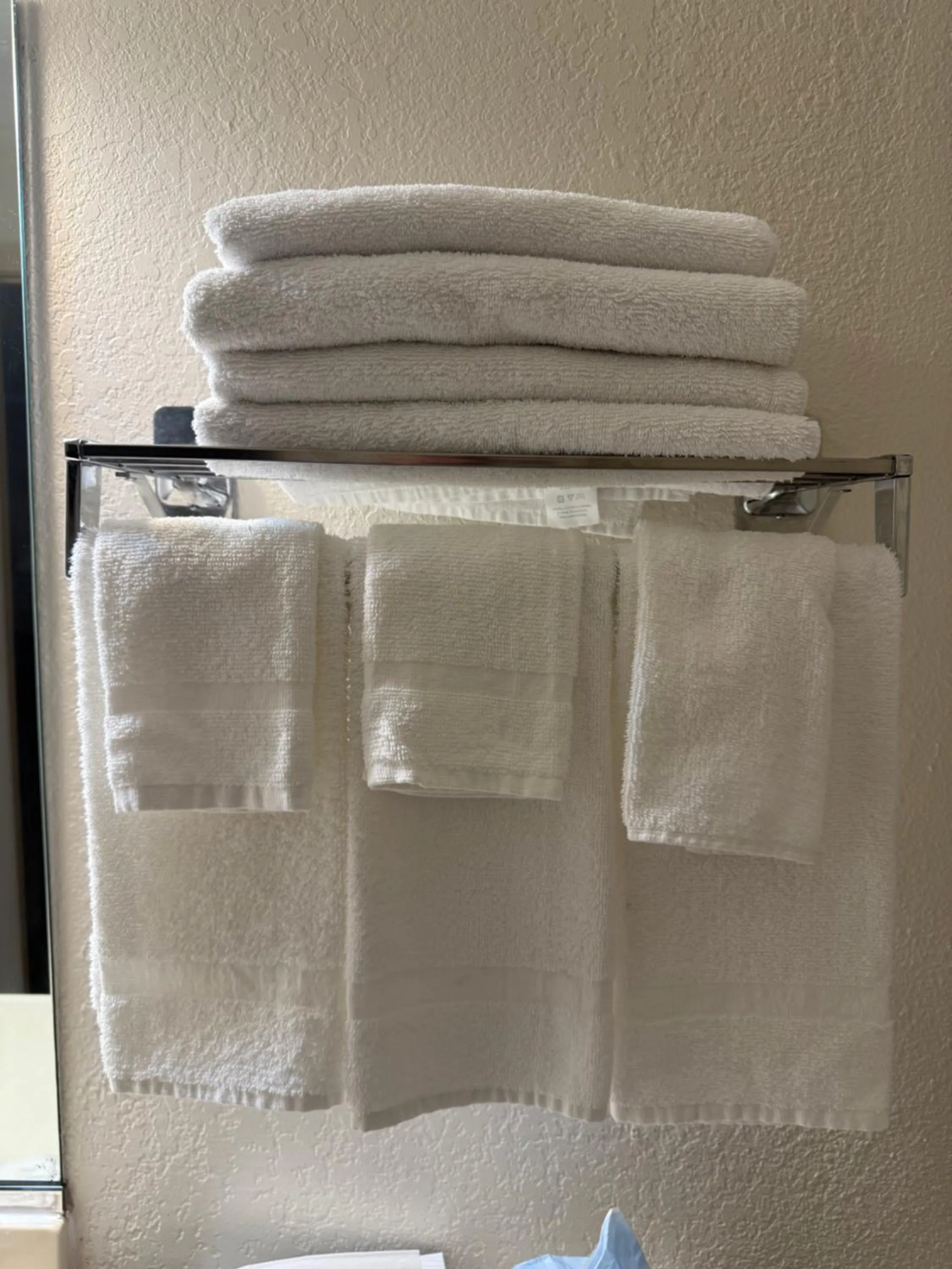 Clinton Inn & Suites