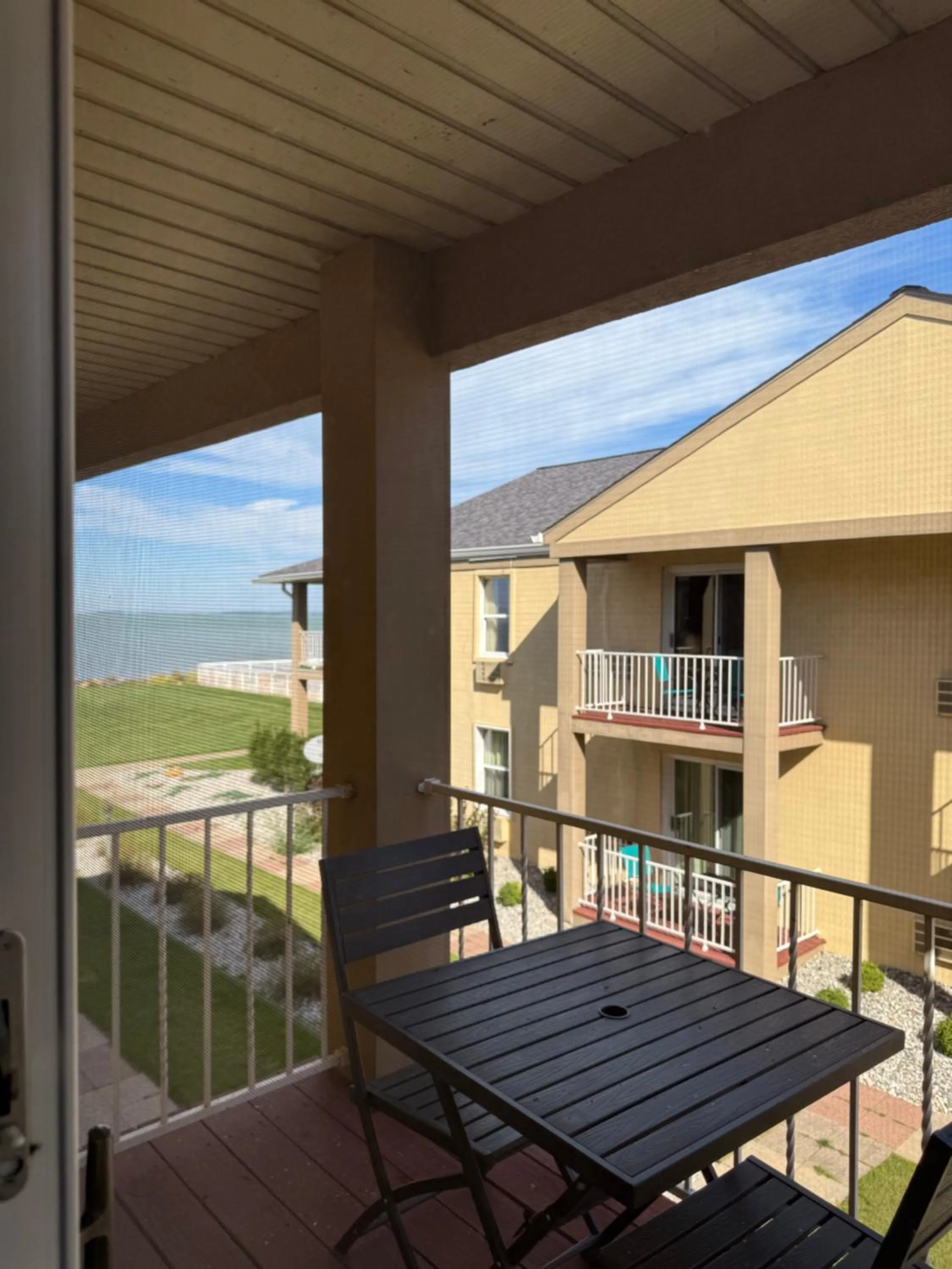 Clinton Inn & Suites