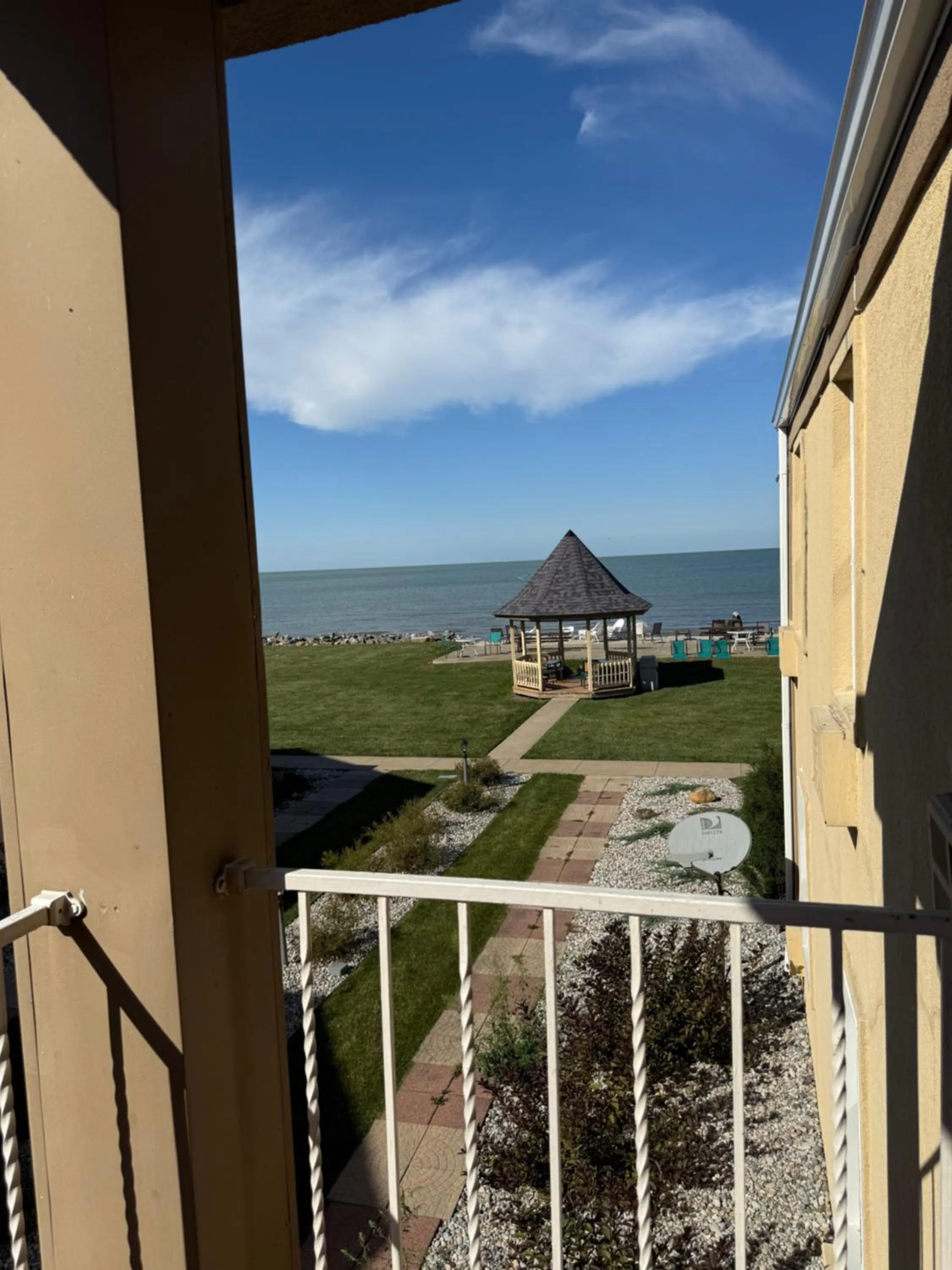 Clinton Inn & Suites