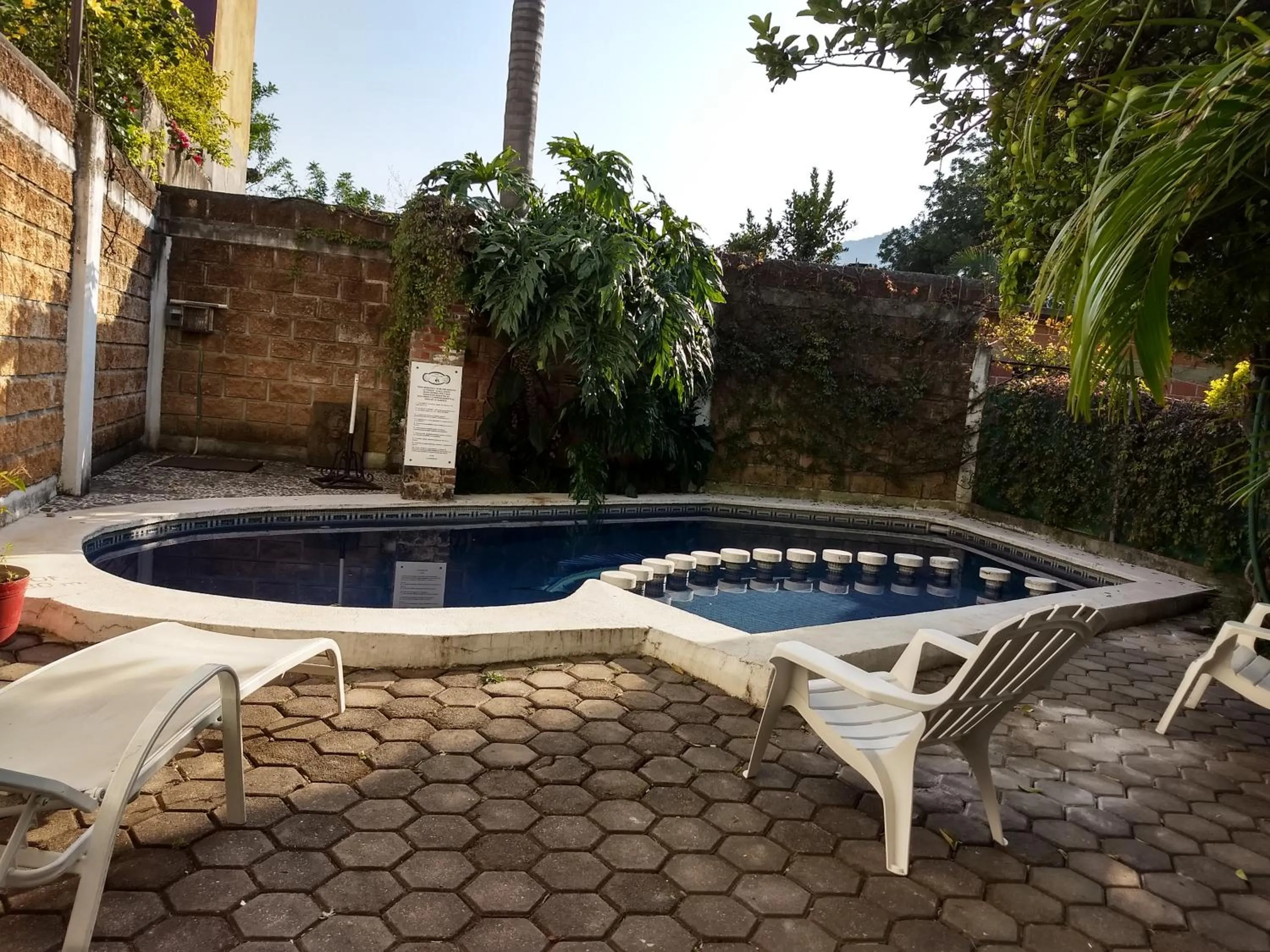 Swimming pool in Posada Cuallicochi