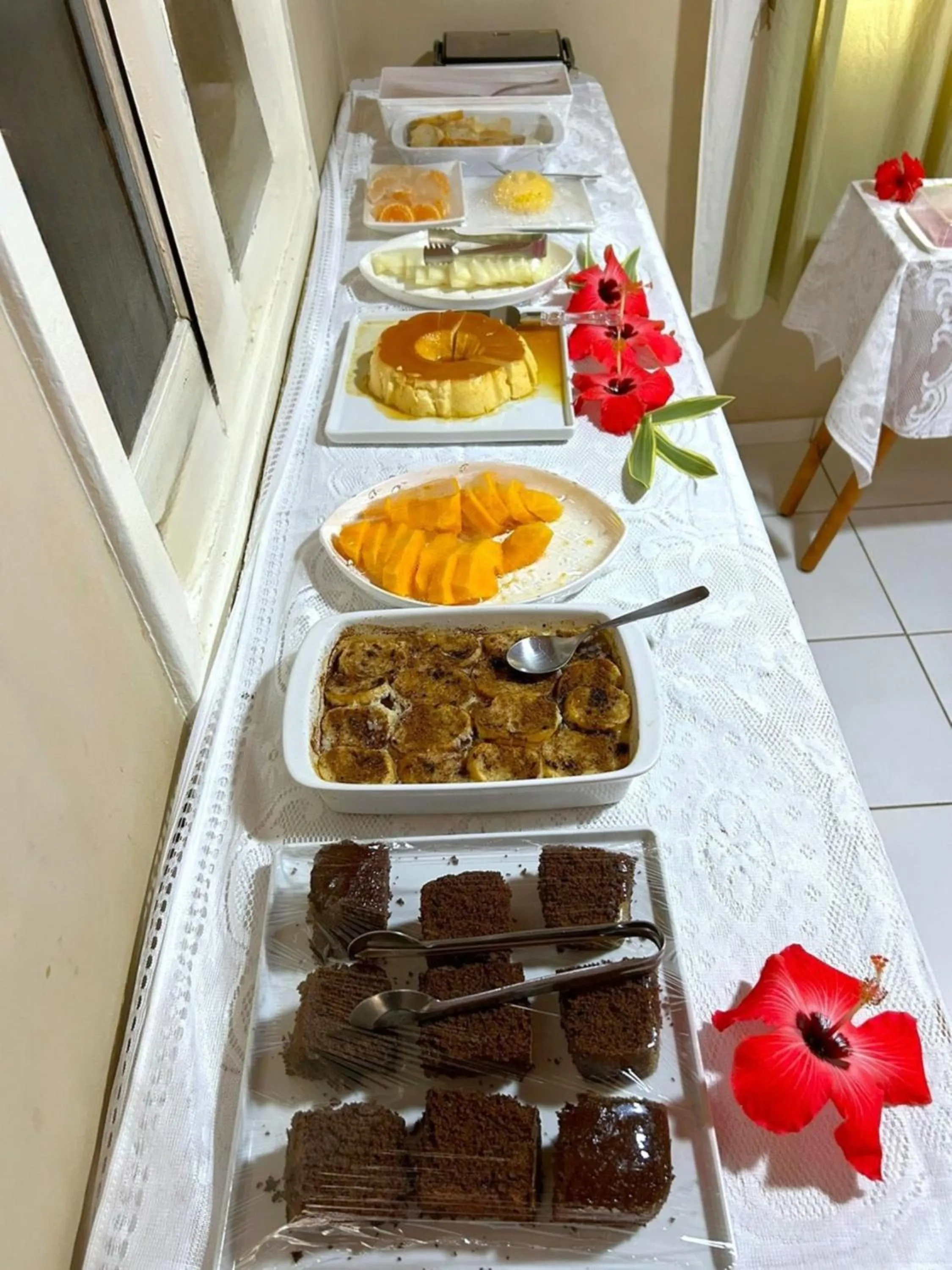 Buffet breakfast in Pousada do Trinta