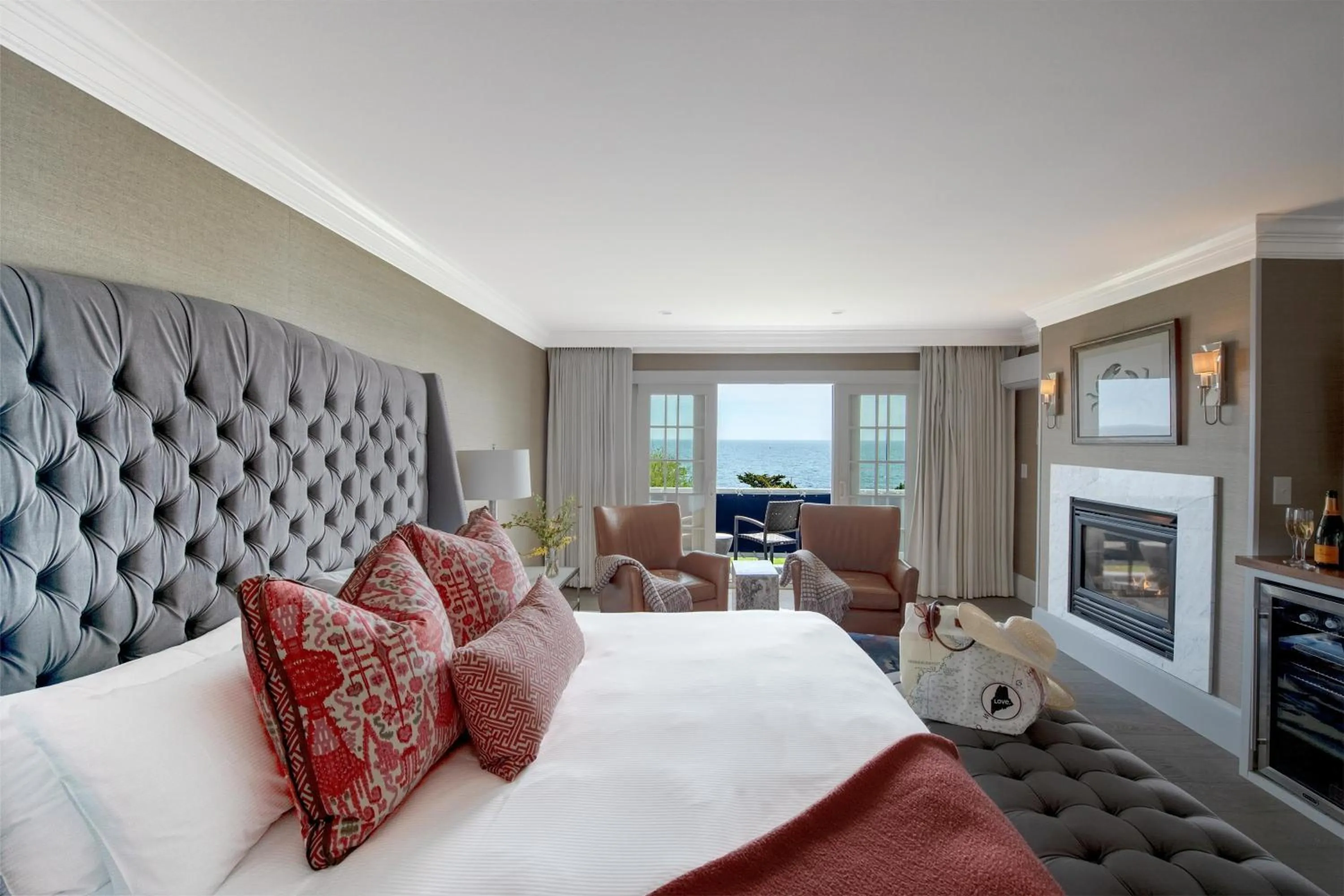 Bedroom, Bed in Cape Arundel Inn and Resort