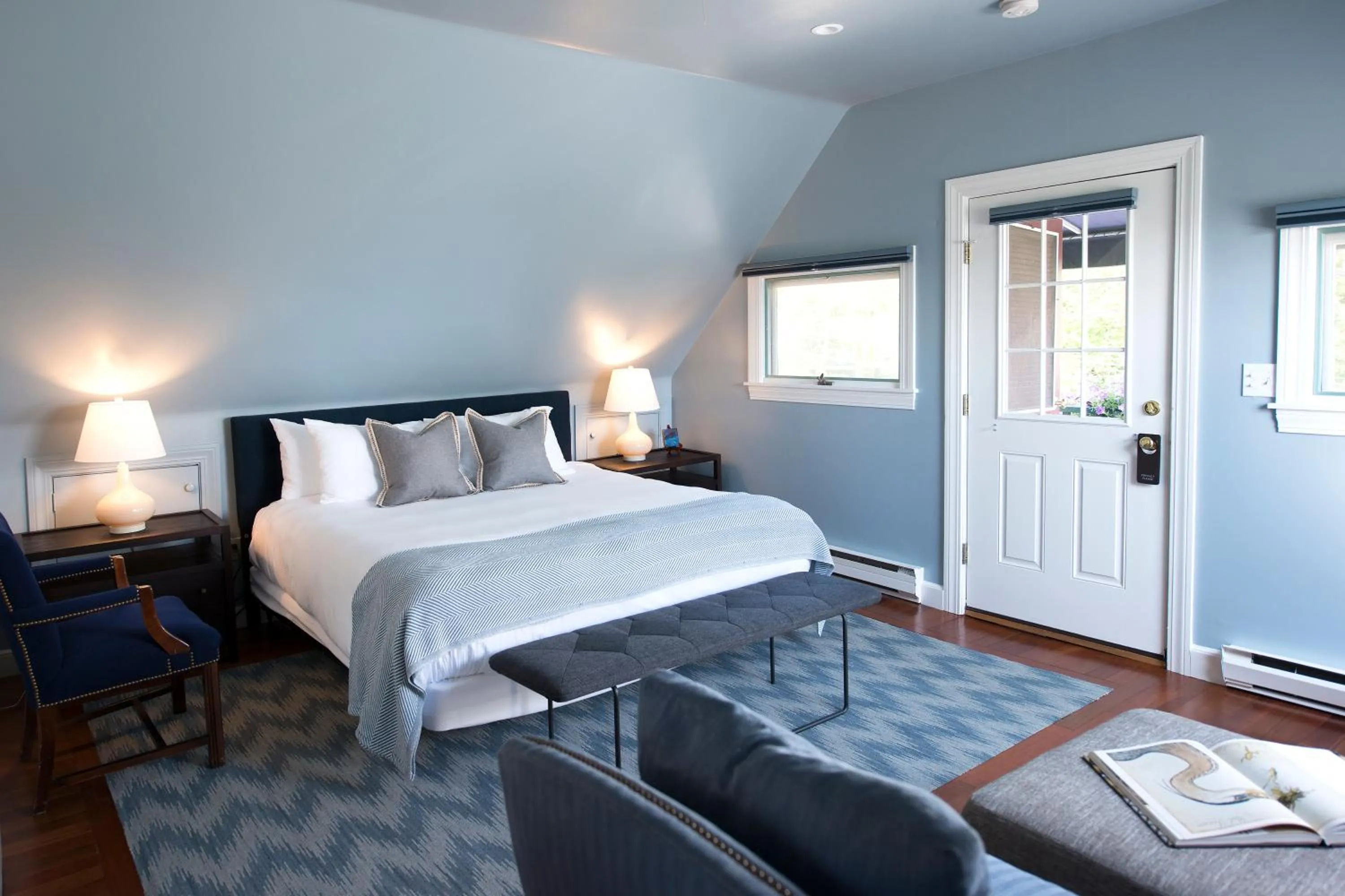 Bed in Cape Arundel Inn and Resort