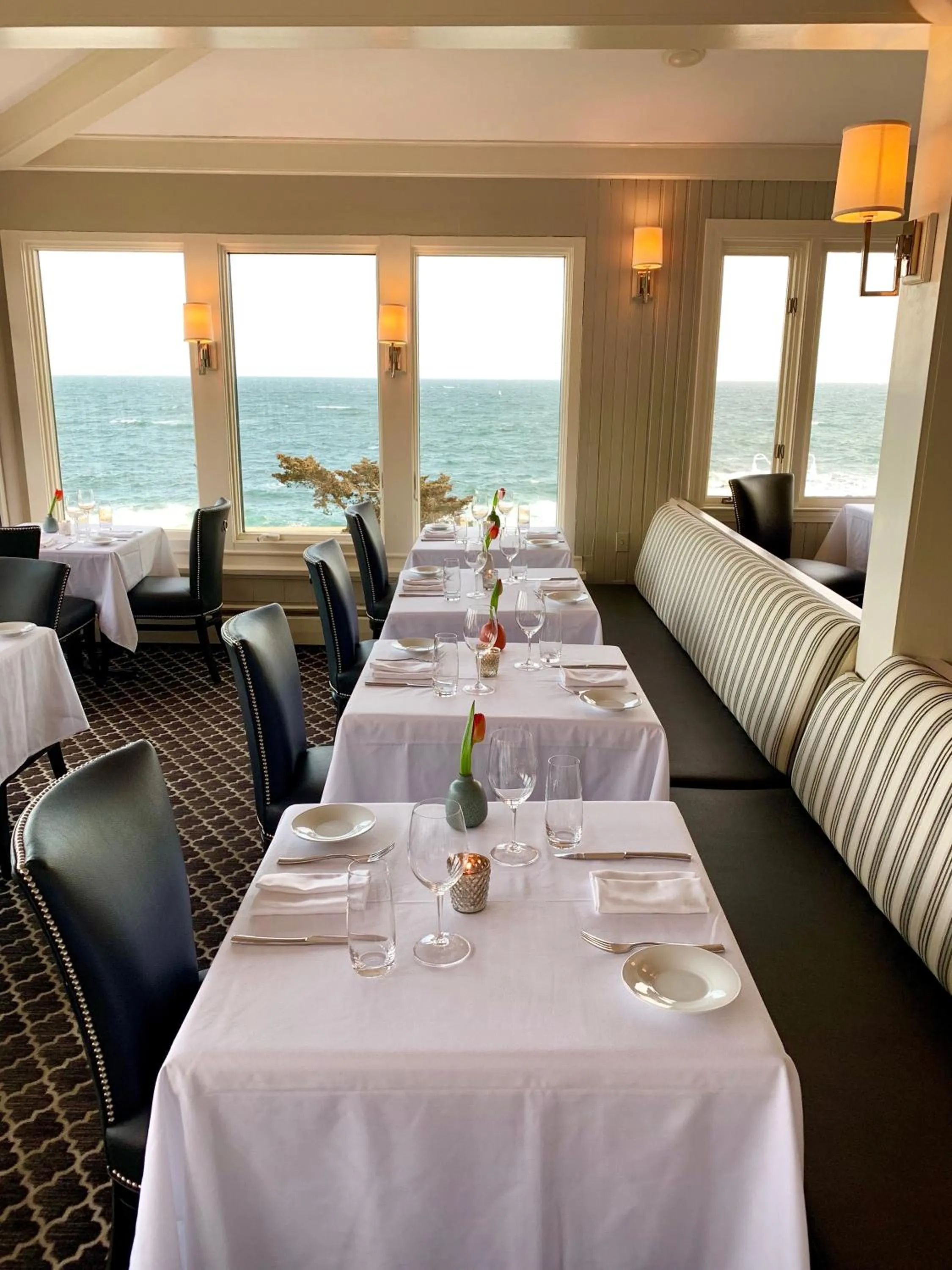 Restaurant/places to eat in Cape Arundel Inn and Resort